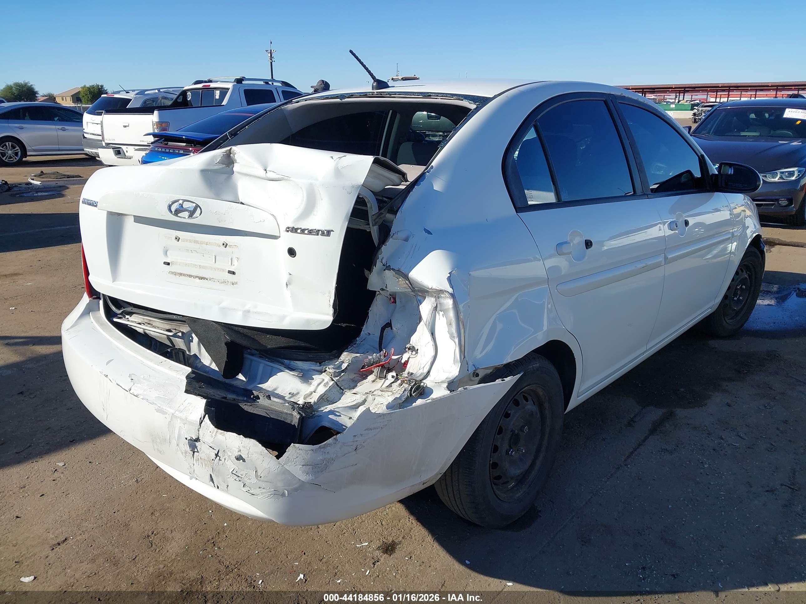HYUNDAI ACCENT image 6