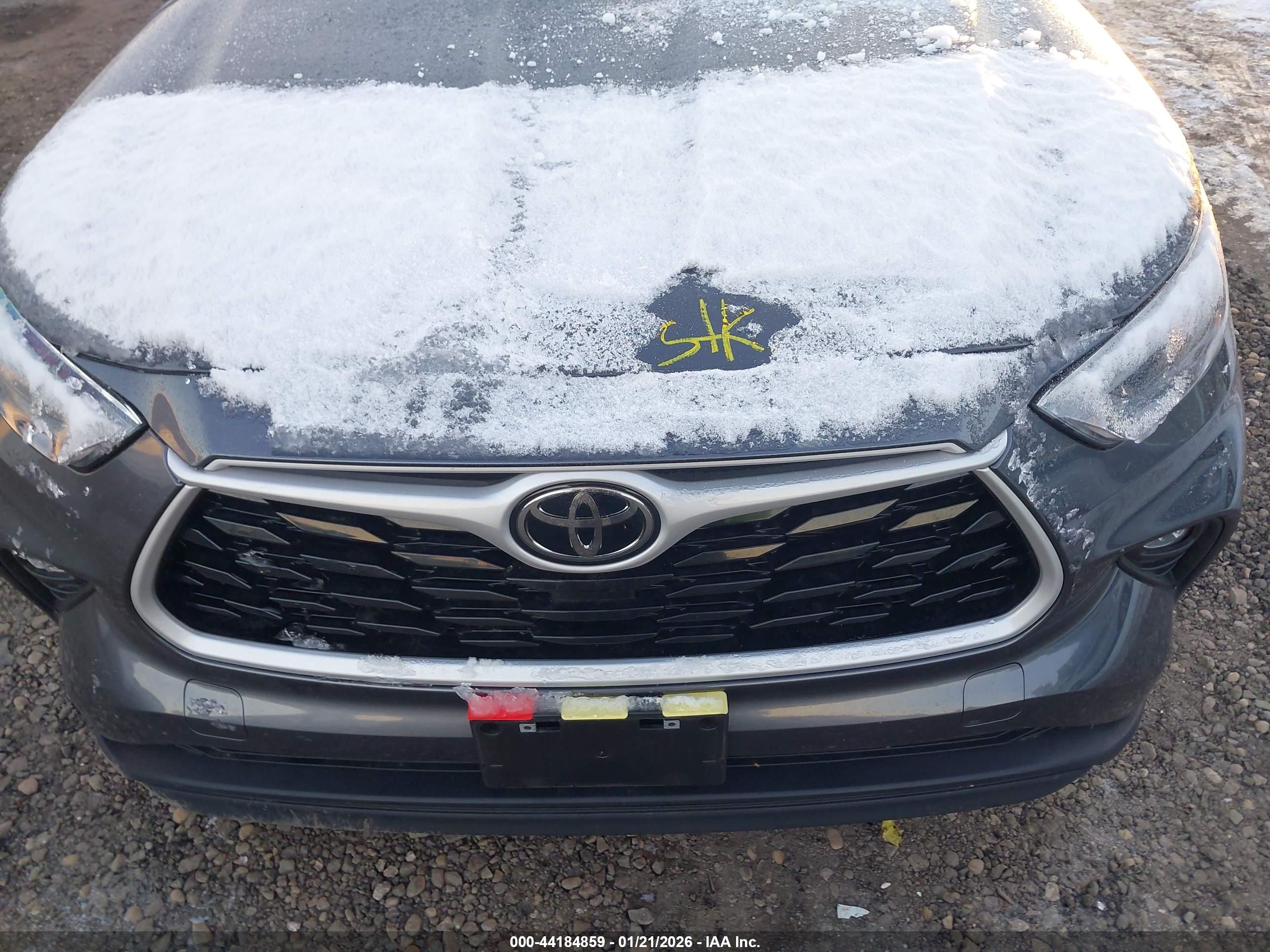 TOYOTA HIGHLANDER image 10