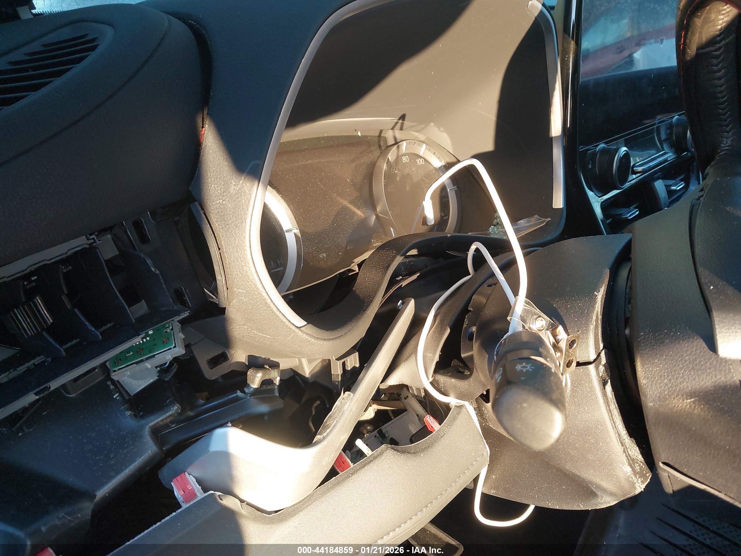 TOYOTA HIGHLANDER image 7