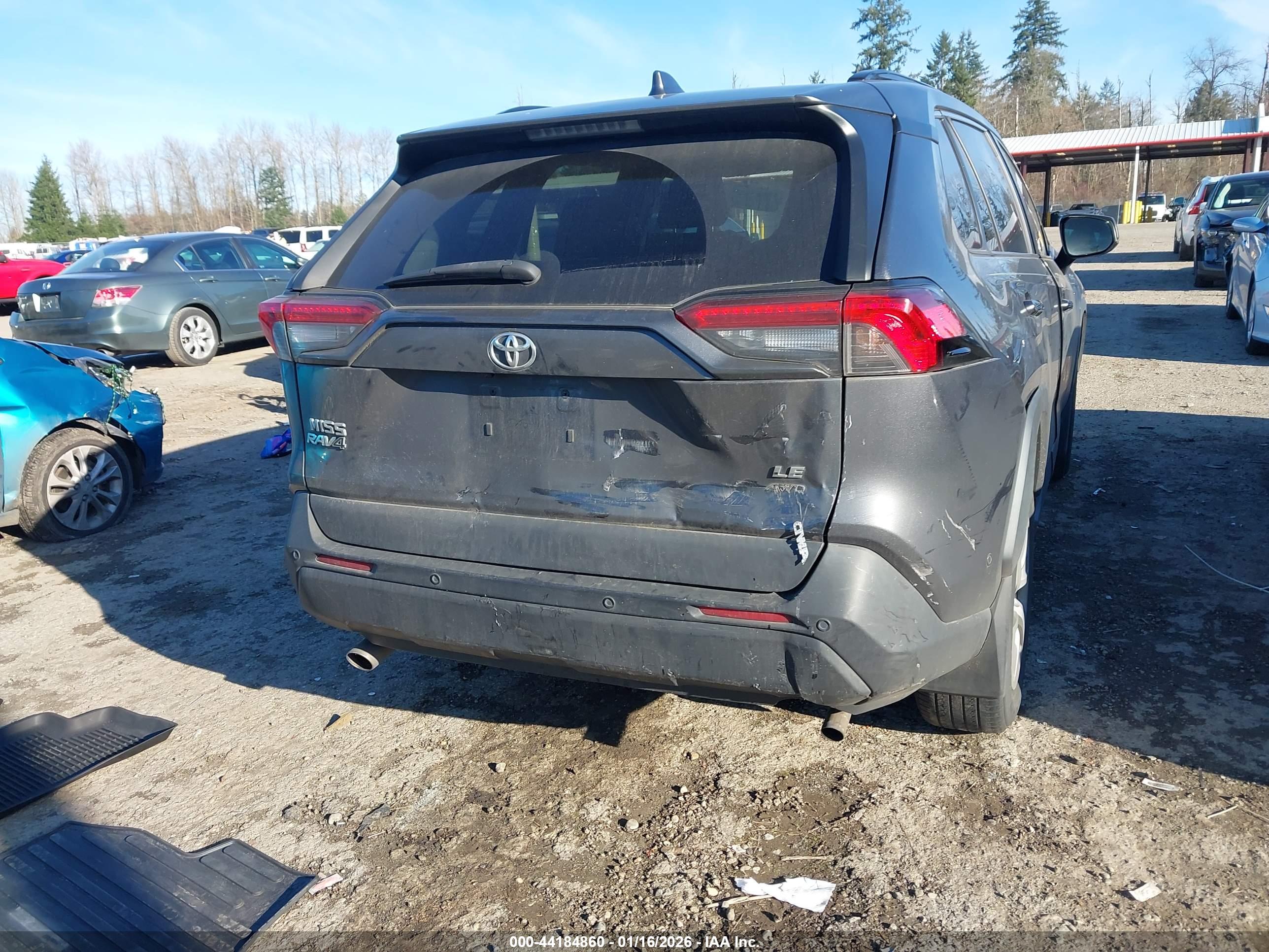 TOYOTA RAV4 image 4