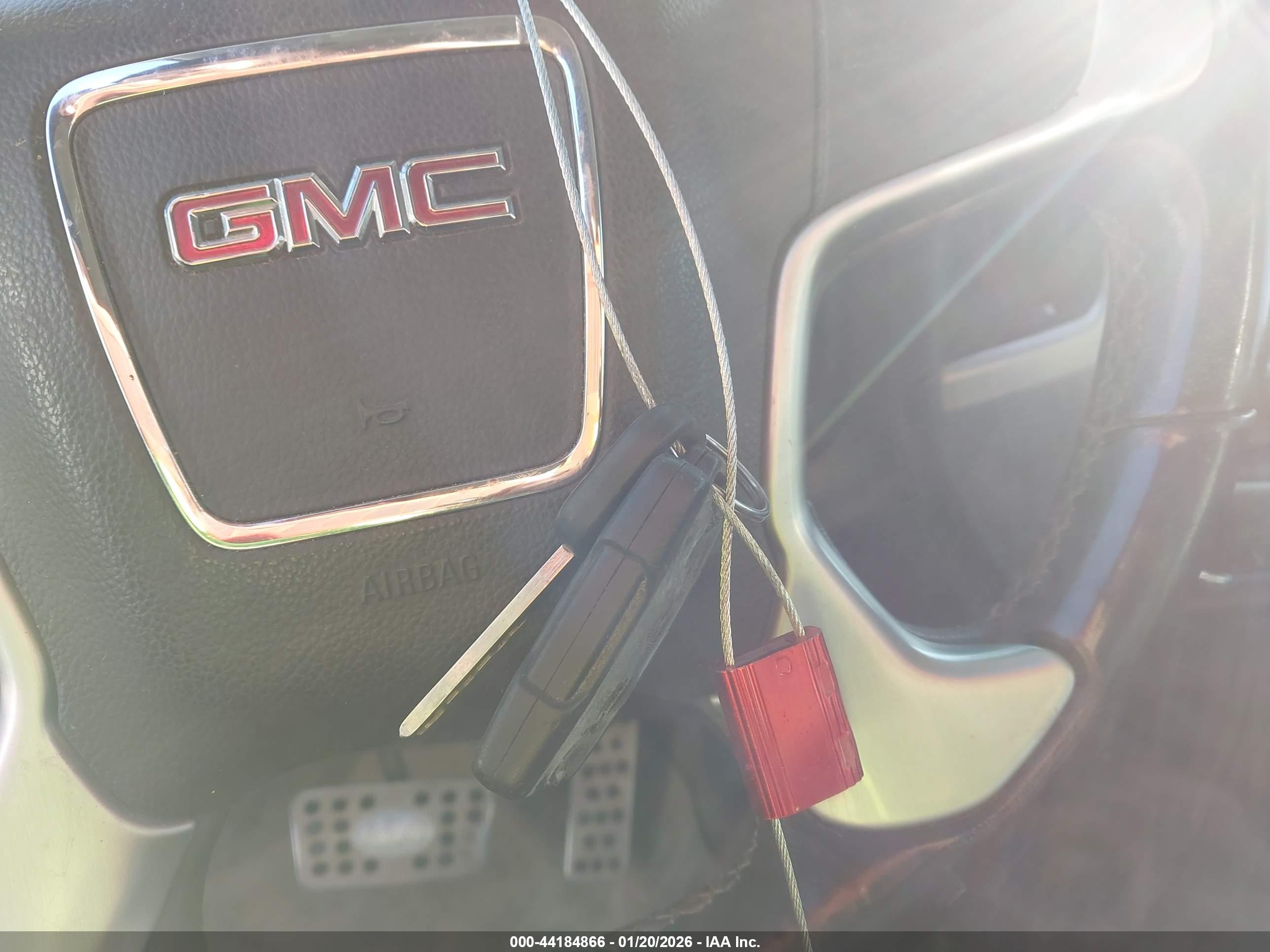 GMC SIERRA image 11