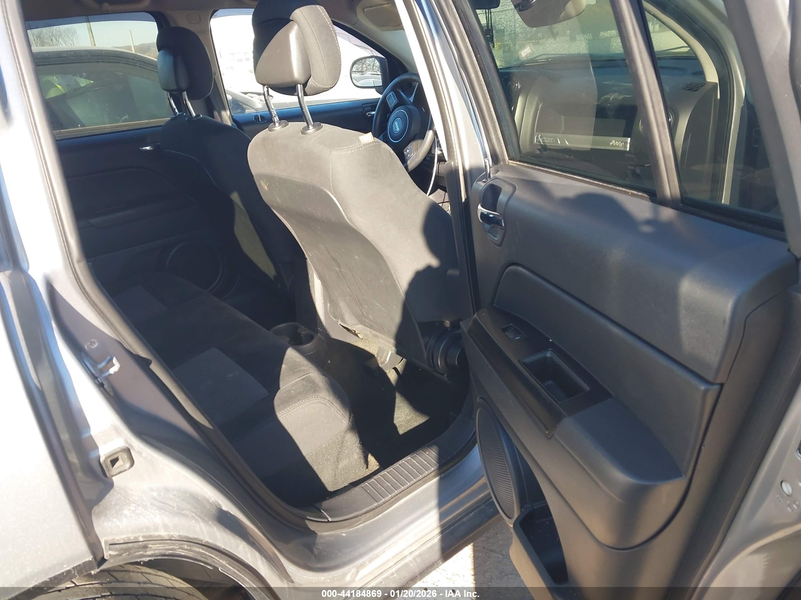 JEEP COMPASS image 8