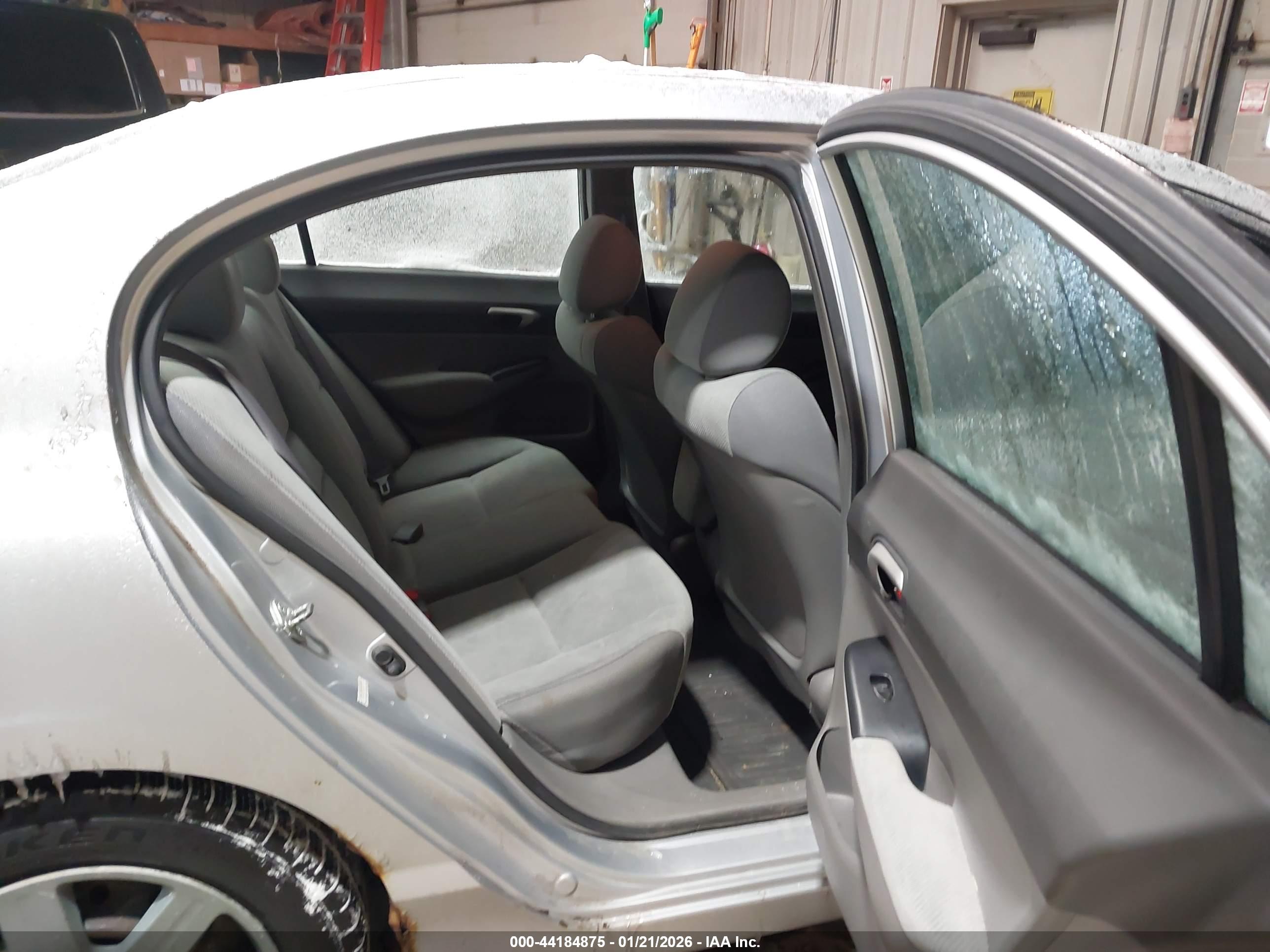 HONDA CIVIC image 8