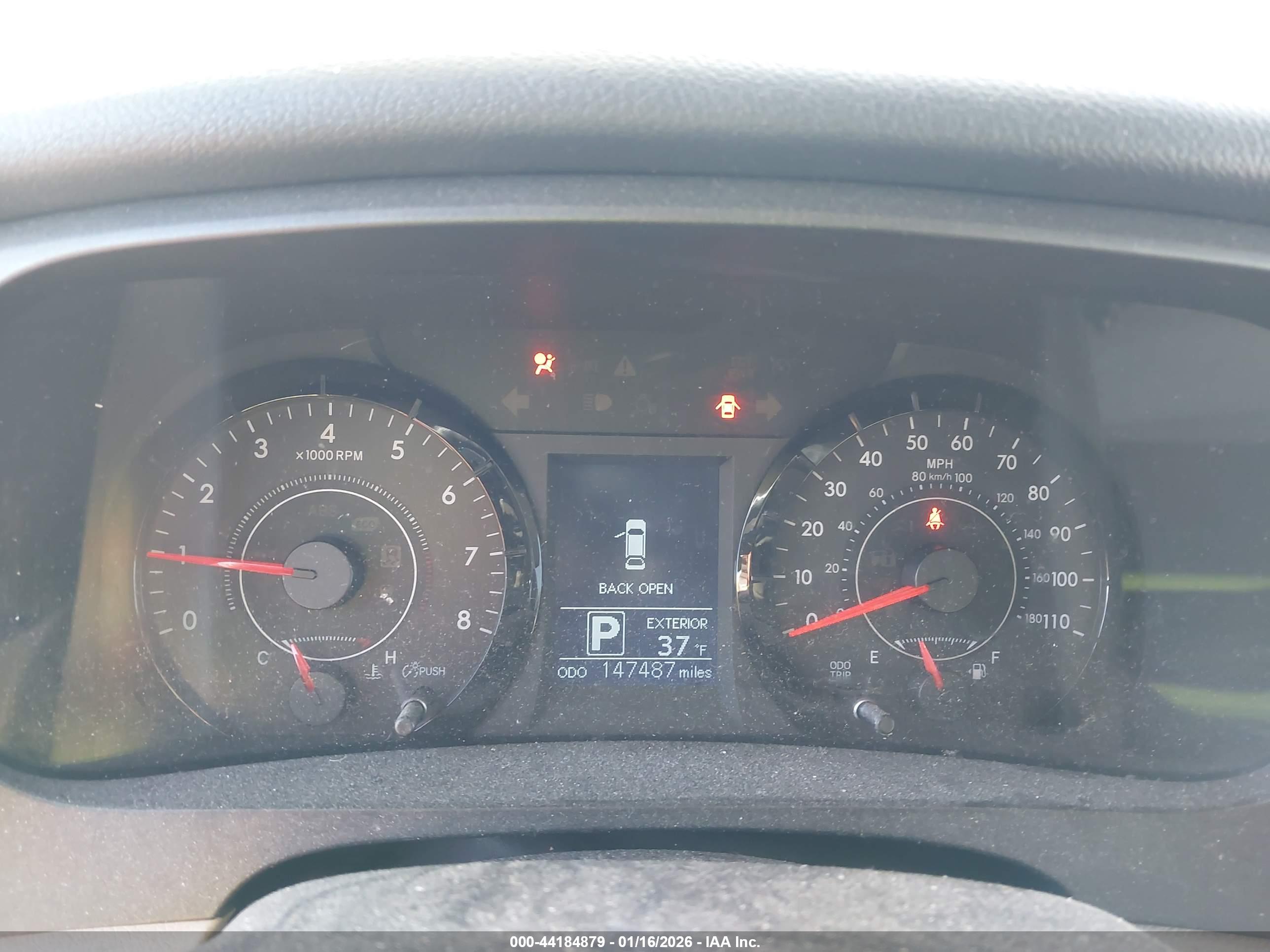 TOYOTA SIENNA image 7
