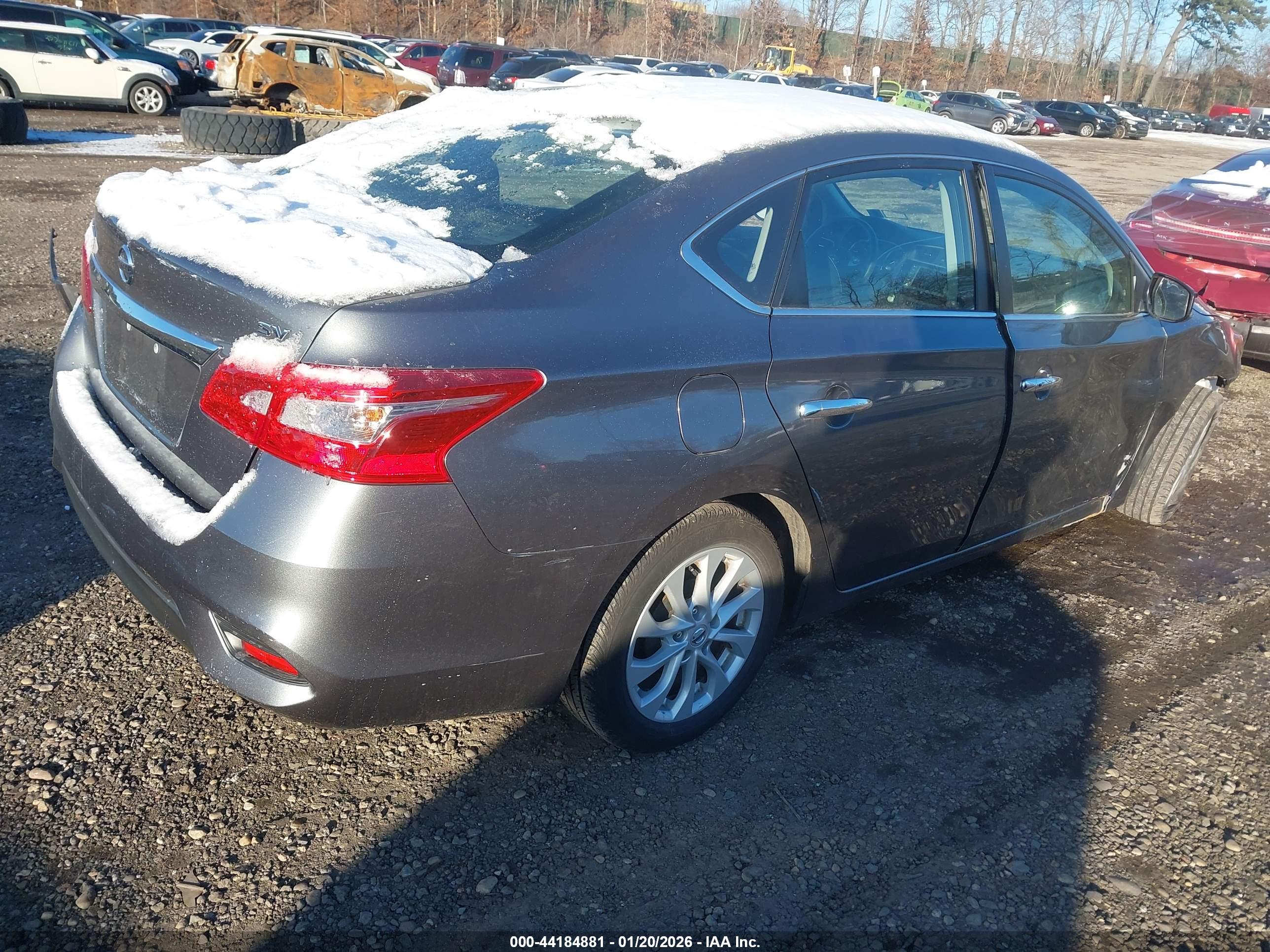 NISSAN SENTRA image 4