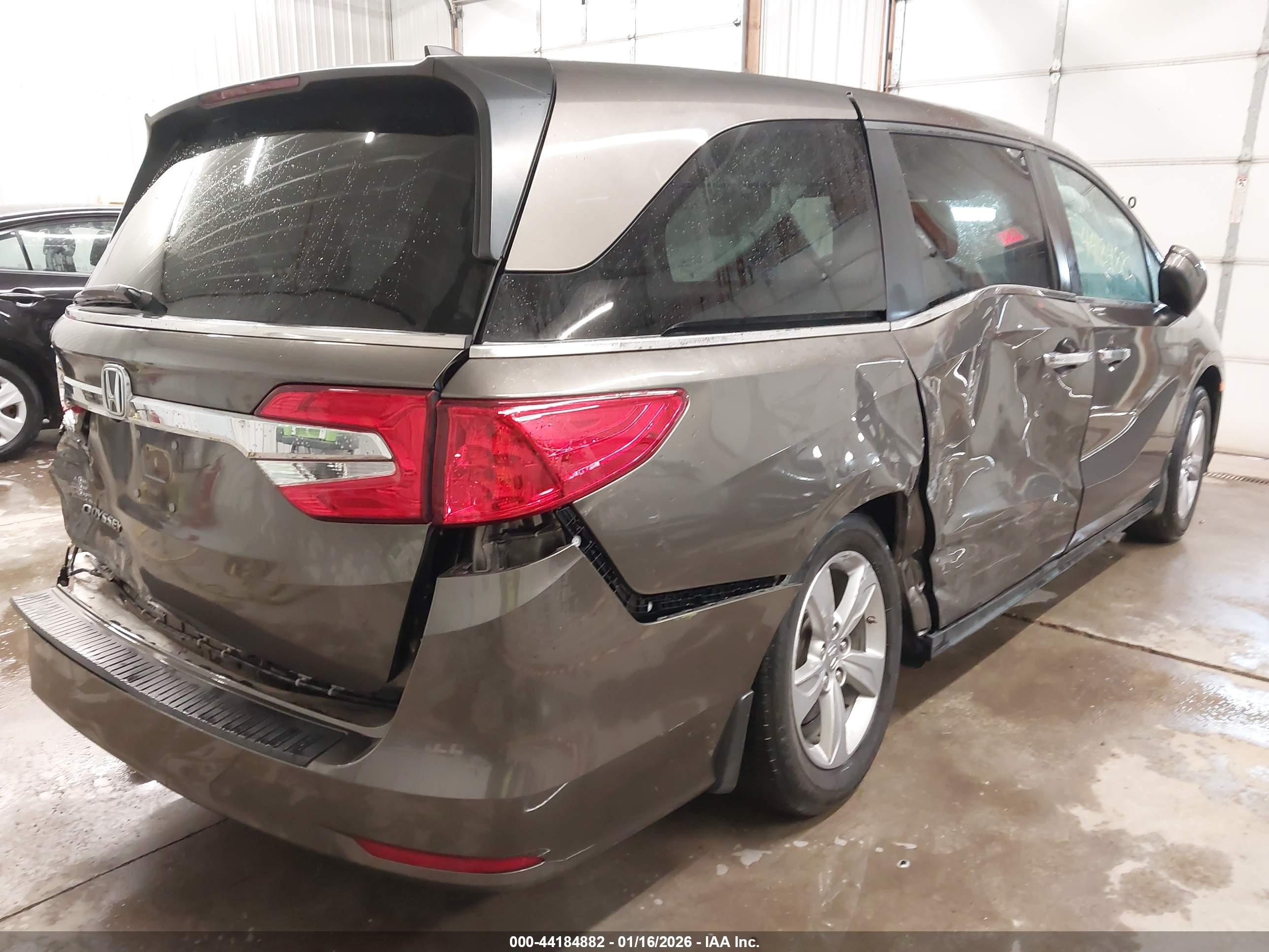 HONDA ODYSSEY image 6