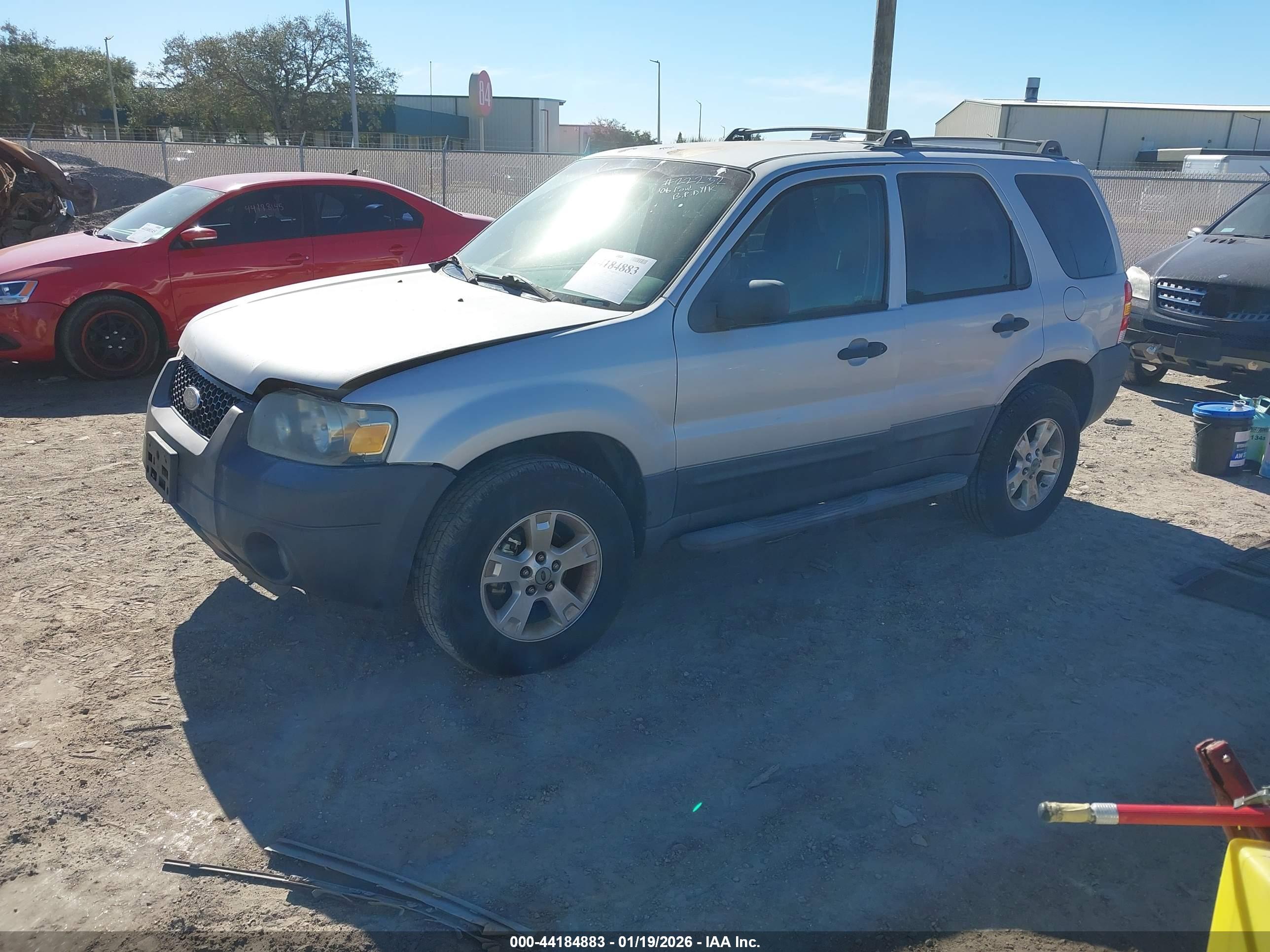 FORD ESCAPE image 2