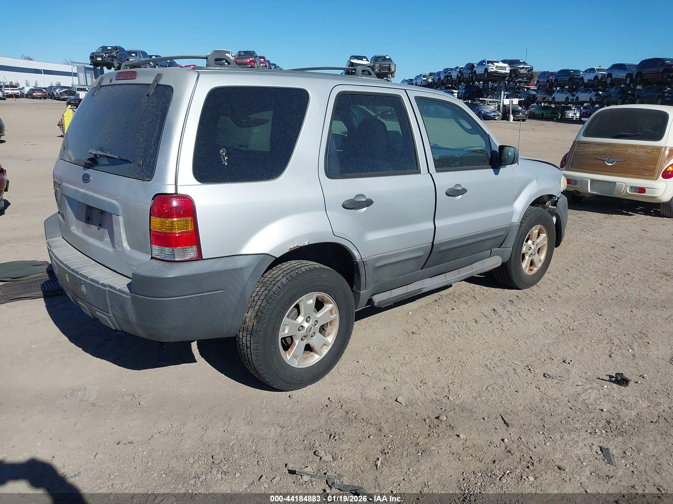 FORD ESCAPE image 4
