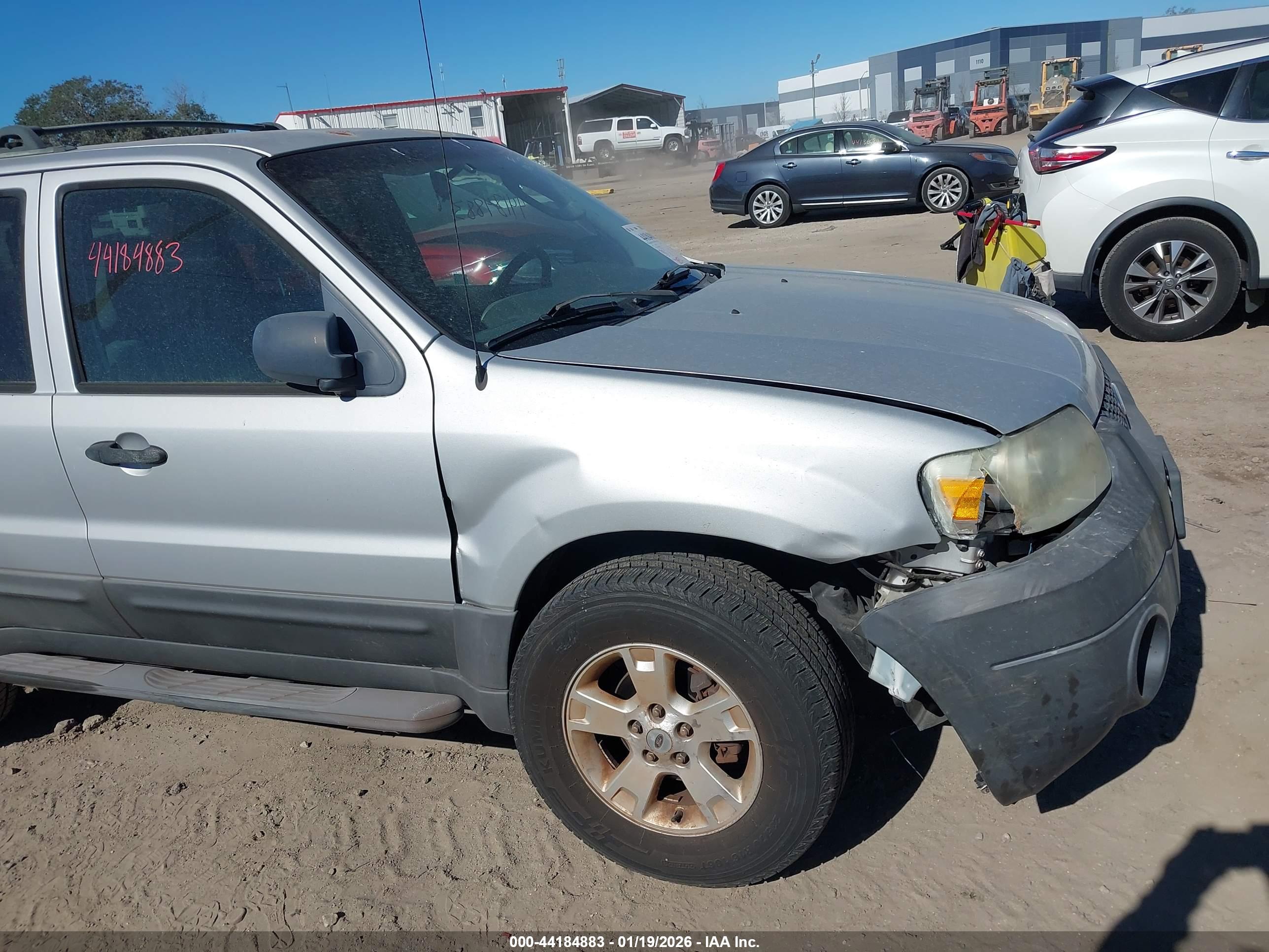FORD ESCAPE image 6