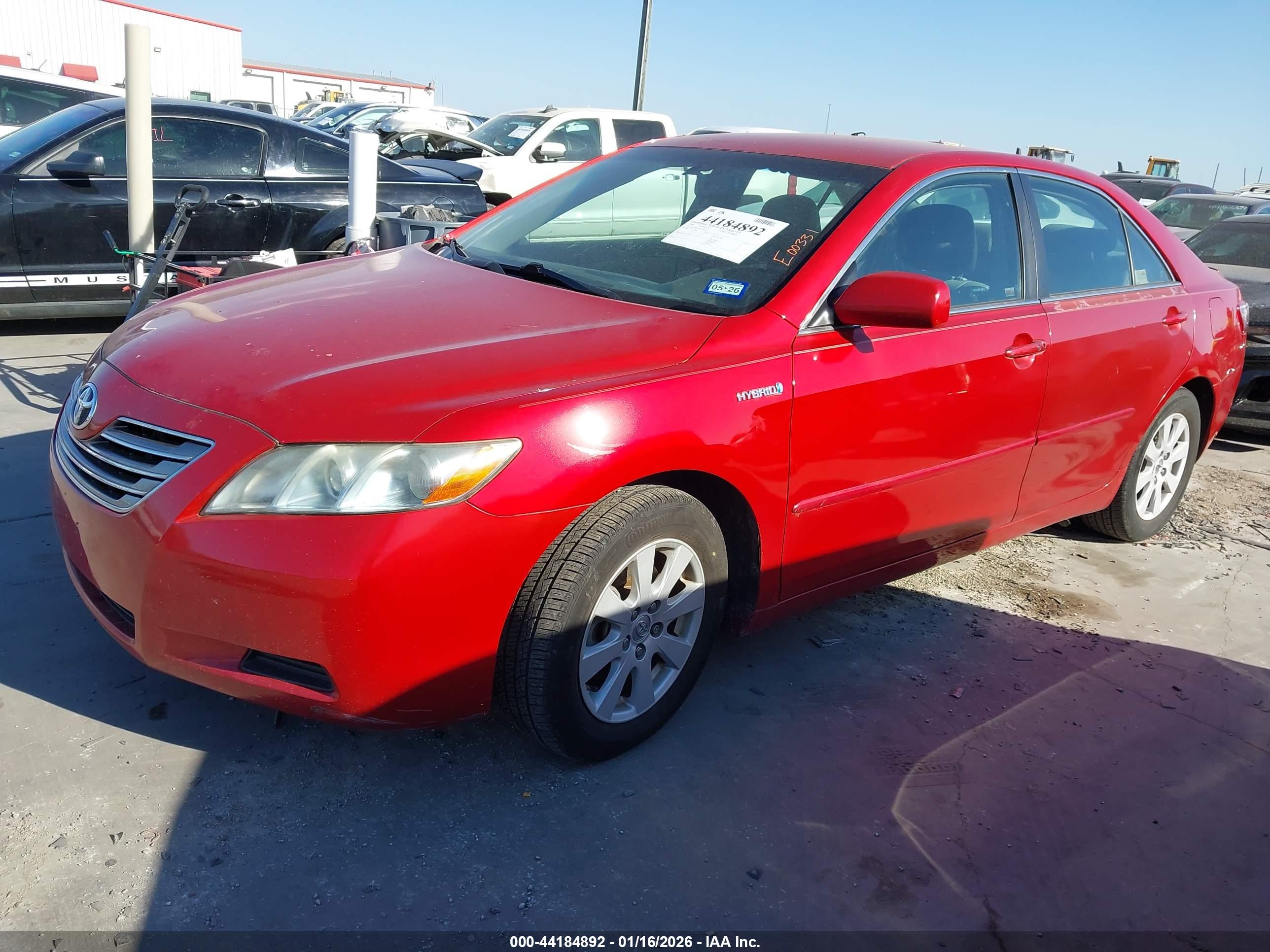 TOYOTA CAMRY image 2
