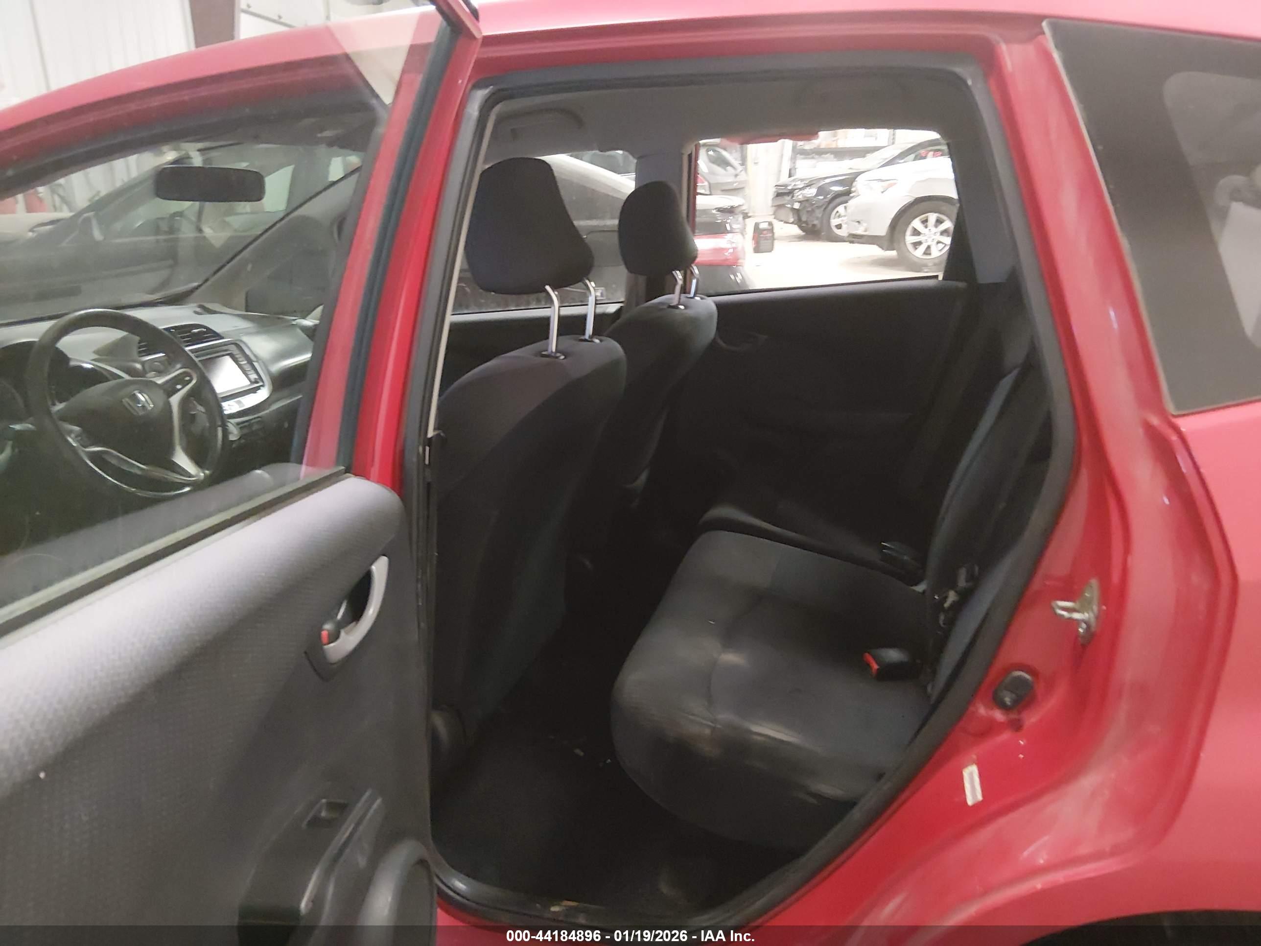 HONDA FIT image 8