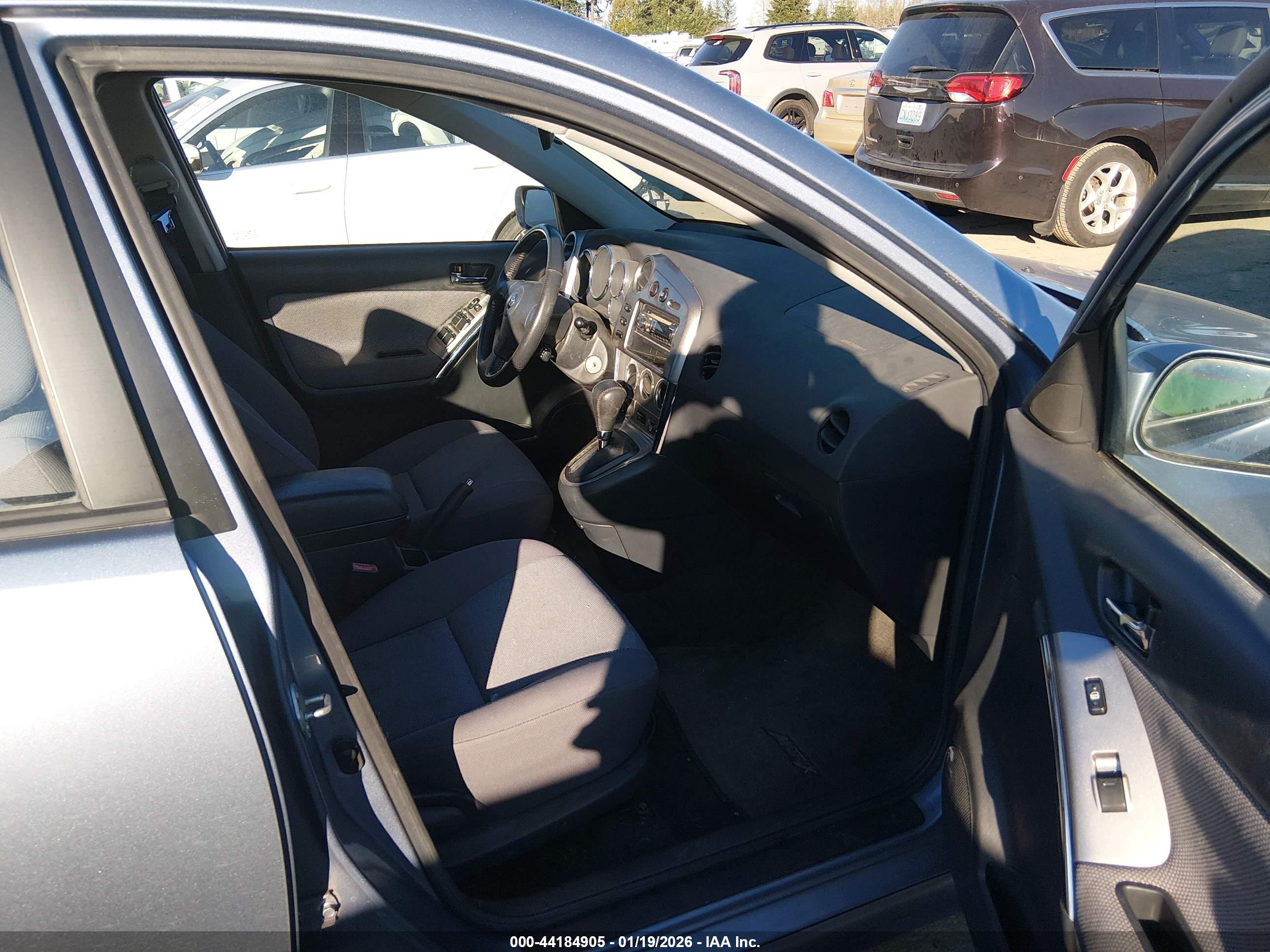 TOYOTA MATRIX image 5