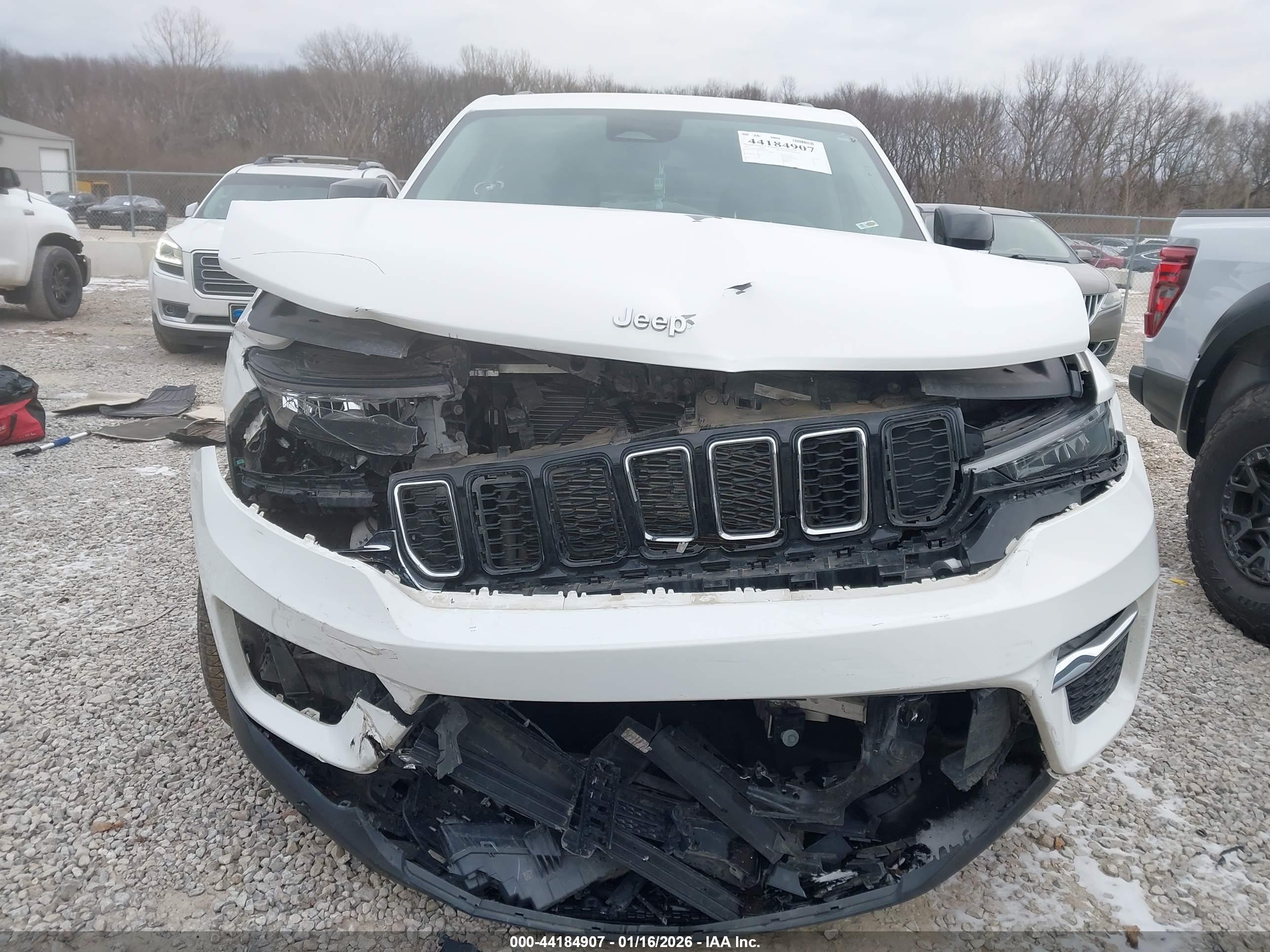JEEP GRAND image 6