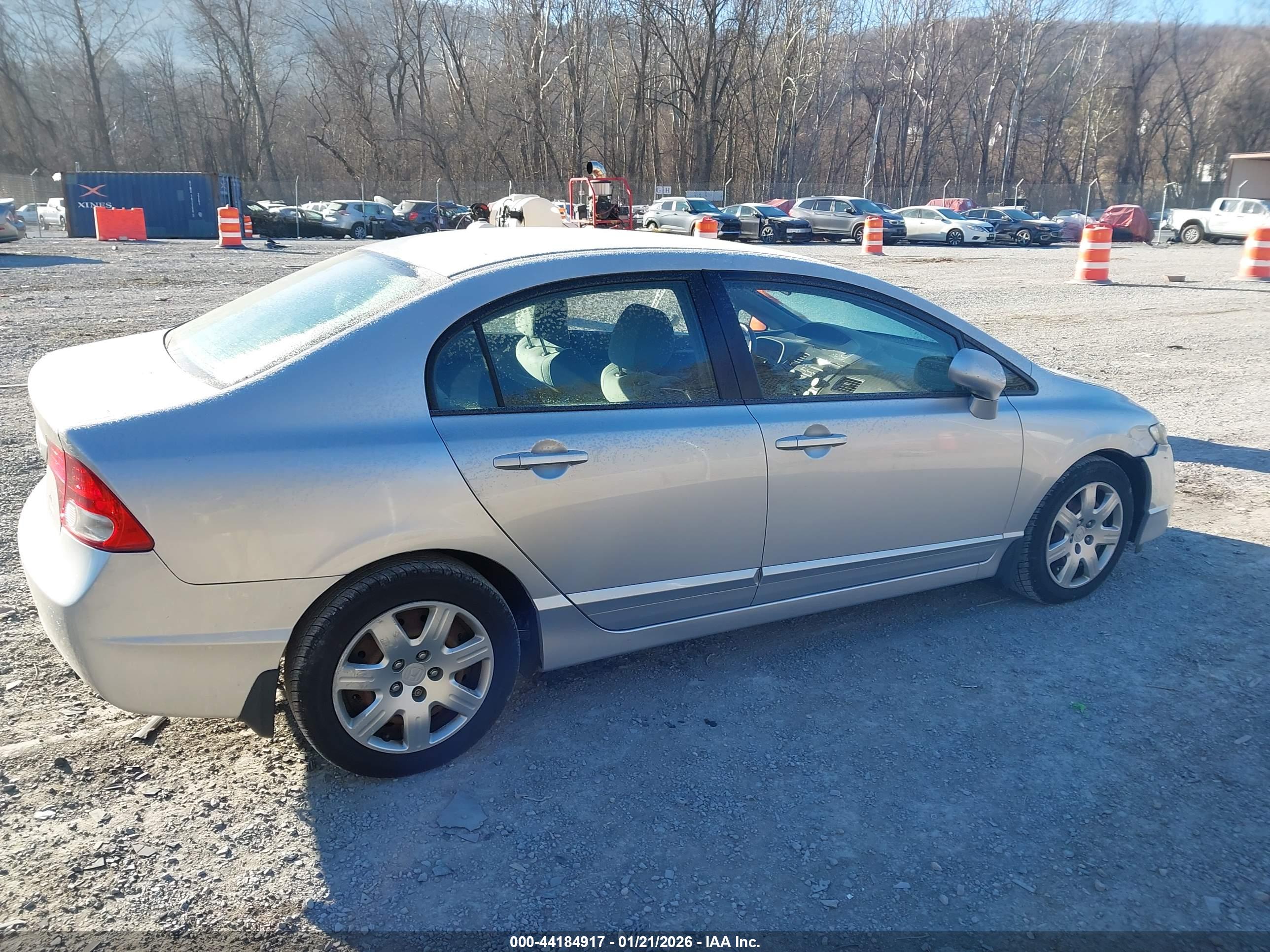 HONDA CIVIC image 4