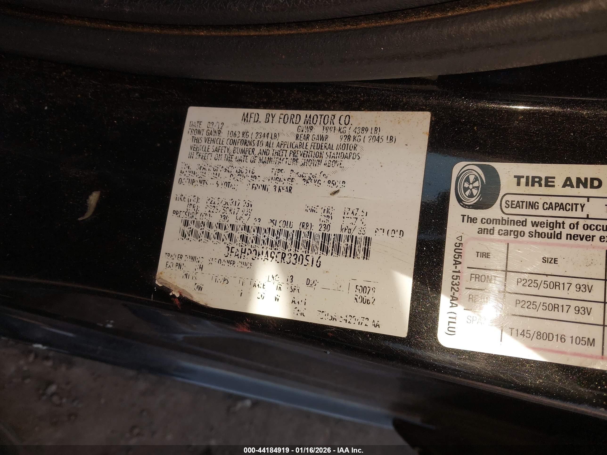 FORD FUSION image 9