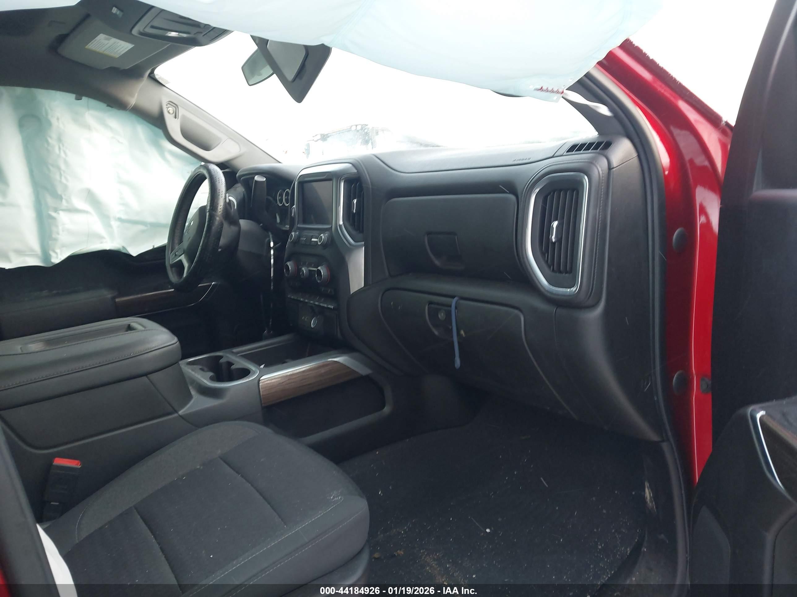 CHEVROLET SILVERADO image 5