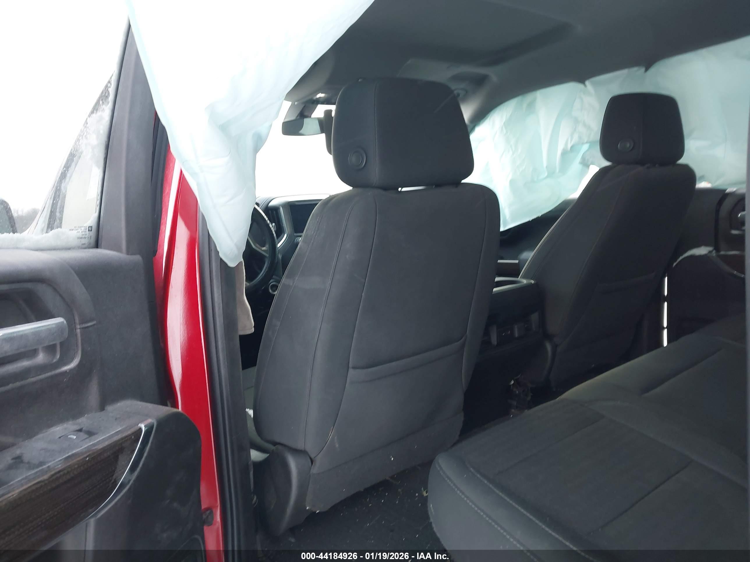 CHEVROLET SILVERADO image 8