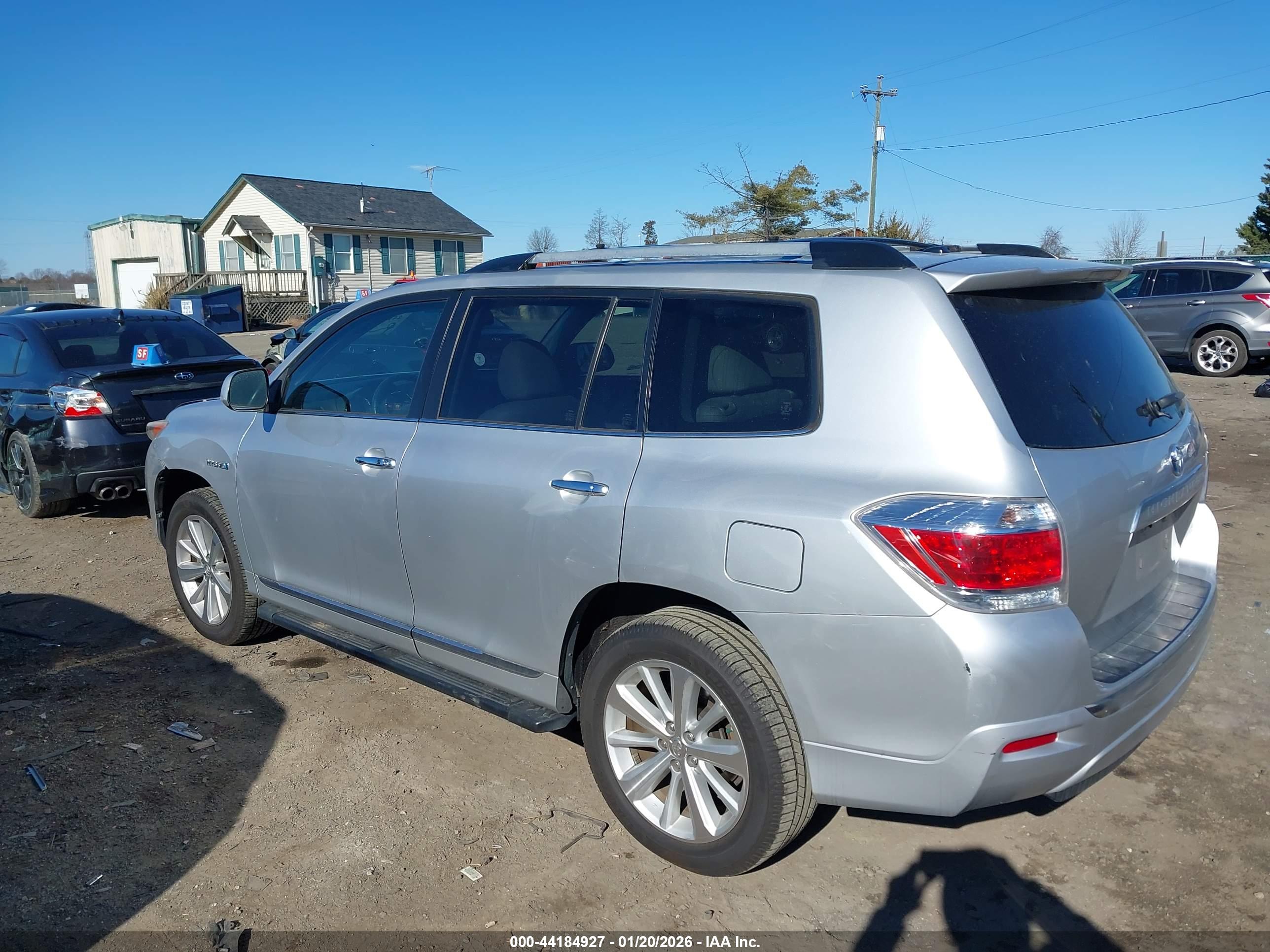 TOYOTA HIGHLANDER image 3