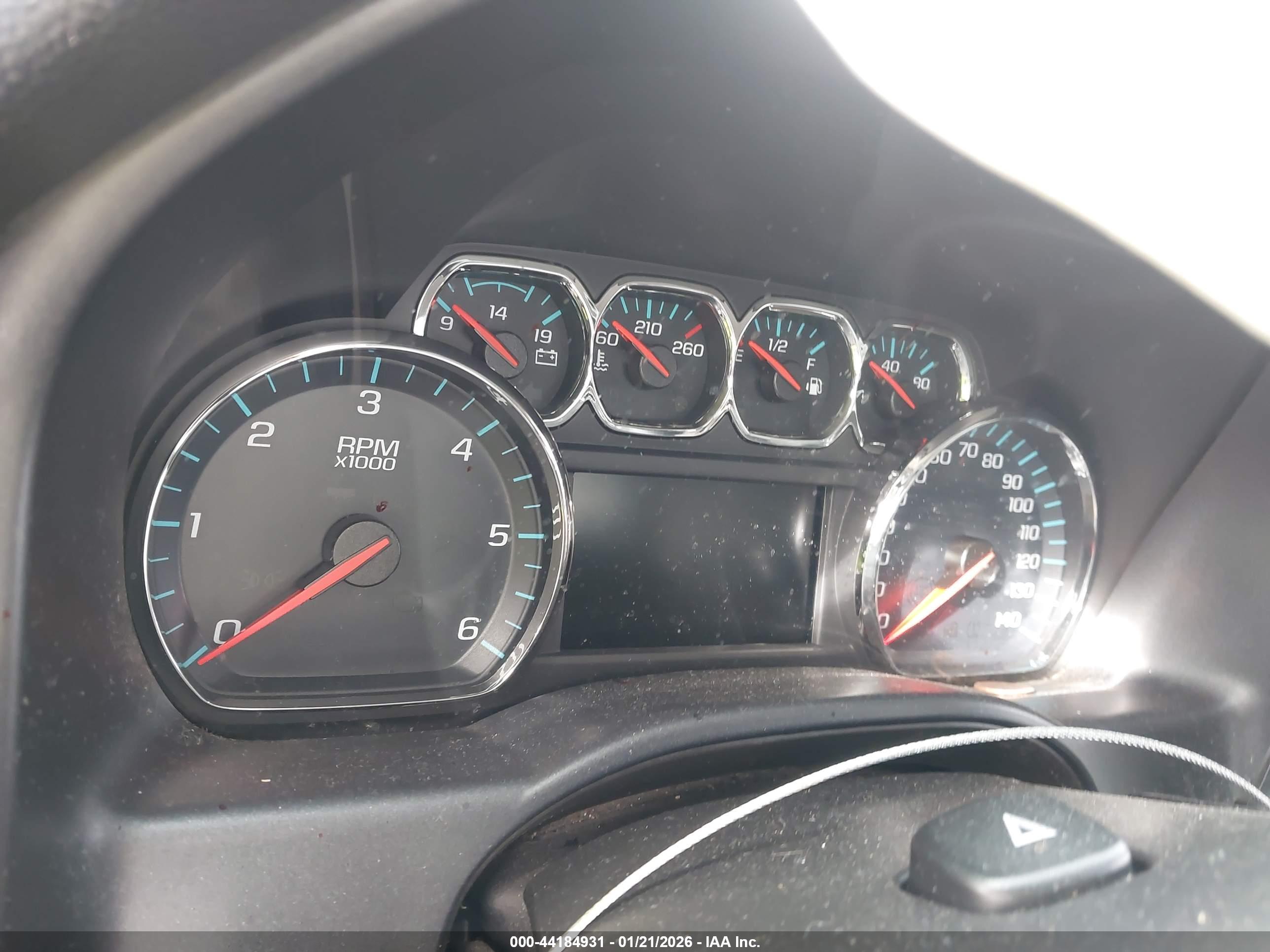 CHEVROLET SILVERADO image 7
