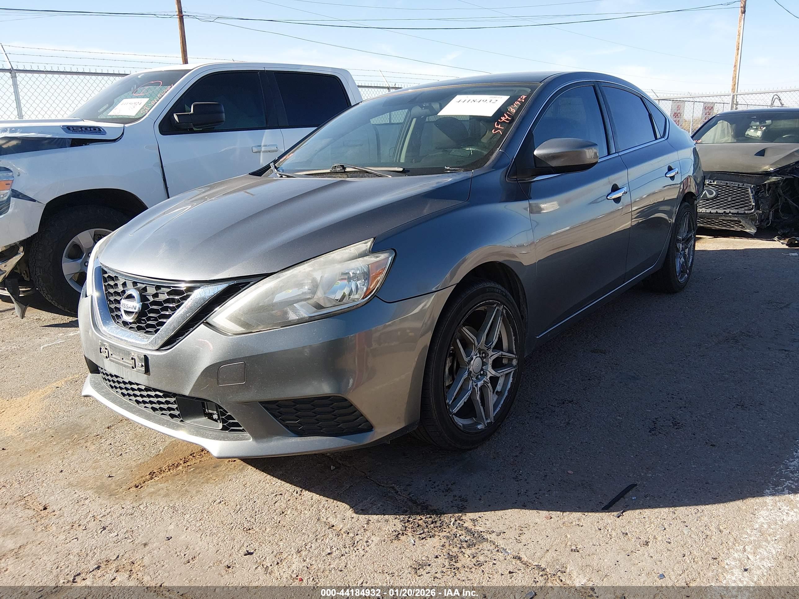 NISSAN SENTRA image 2