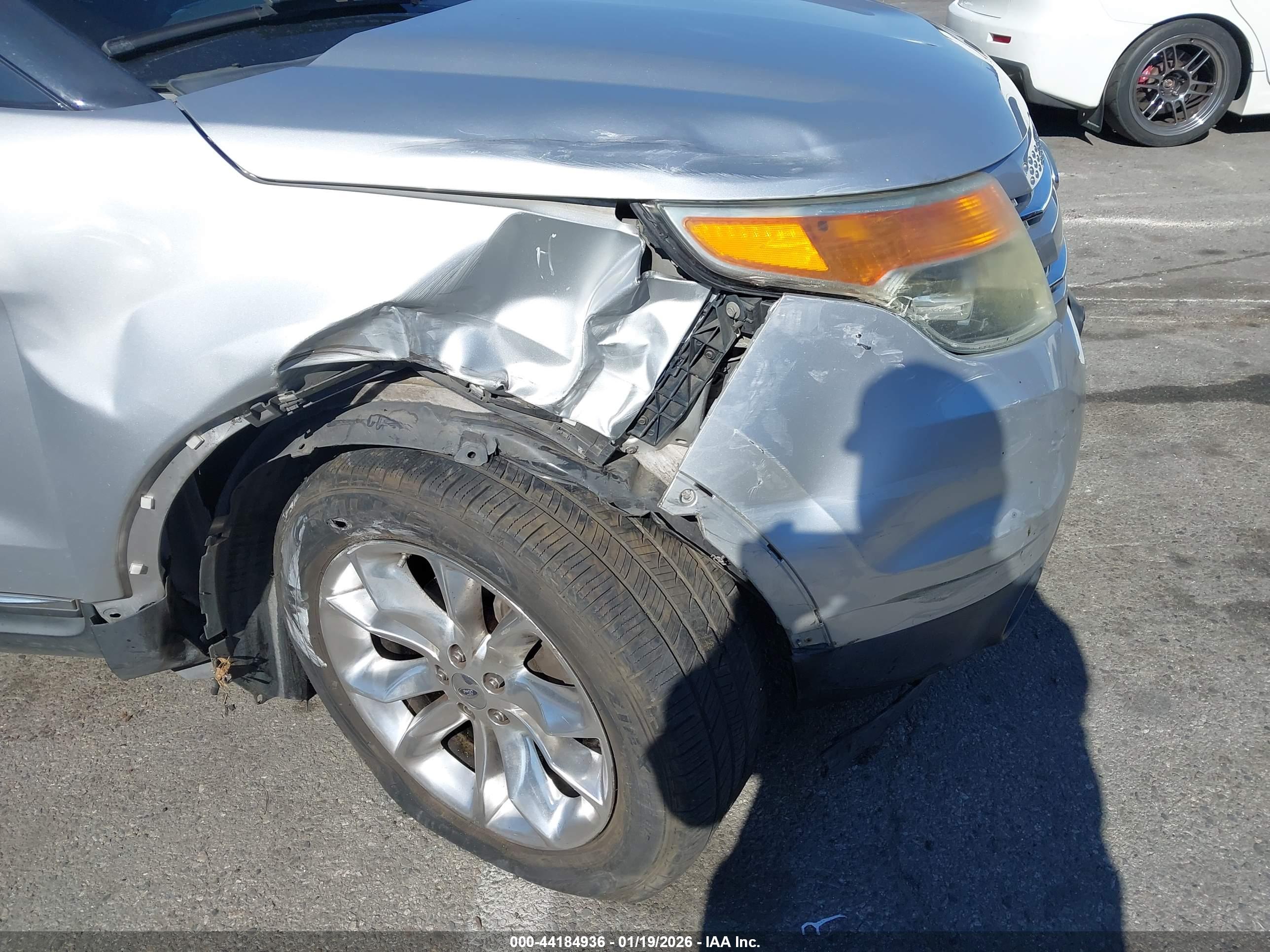FORD EXPLORER image 6