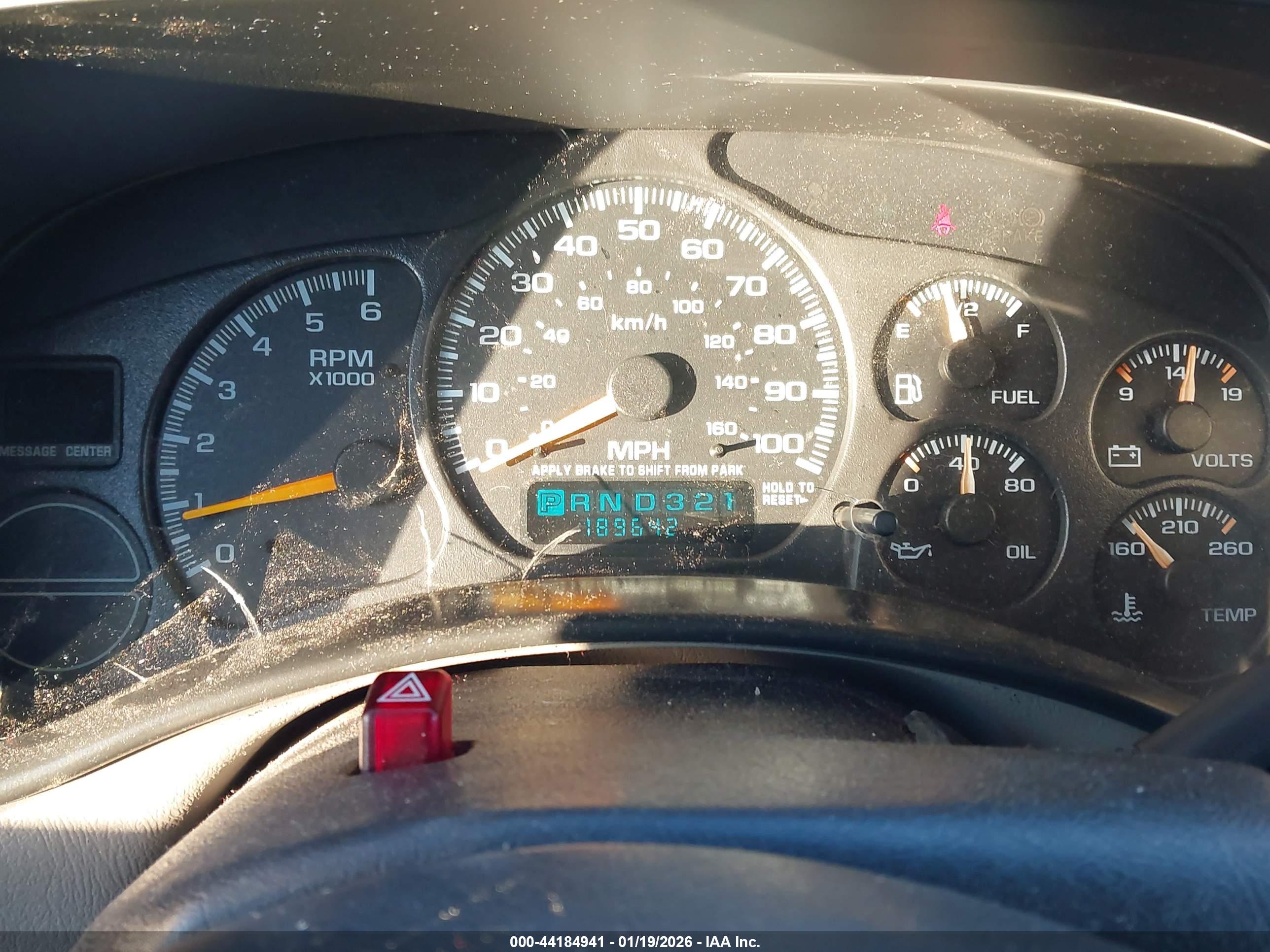 CHEVROLET SILVERADO image 7