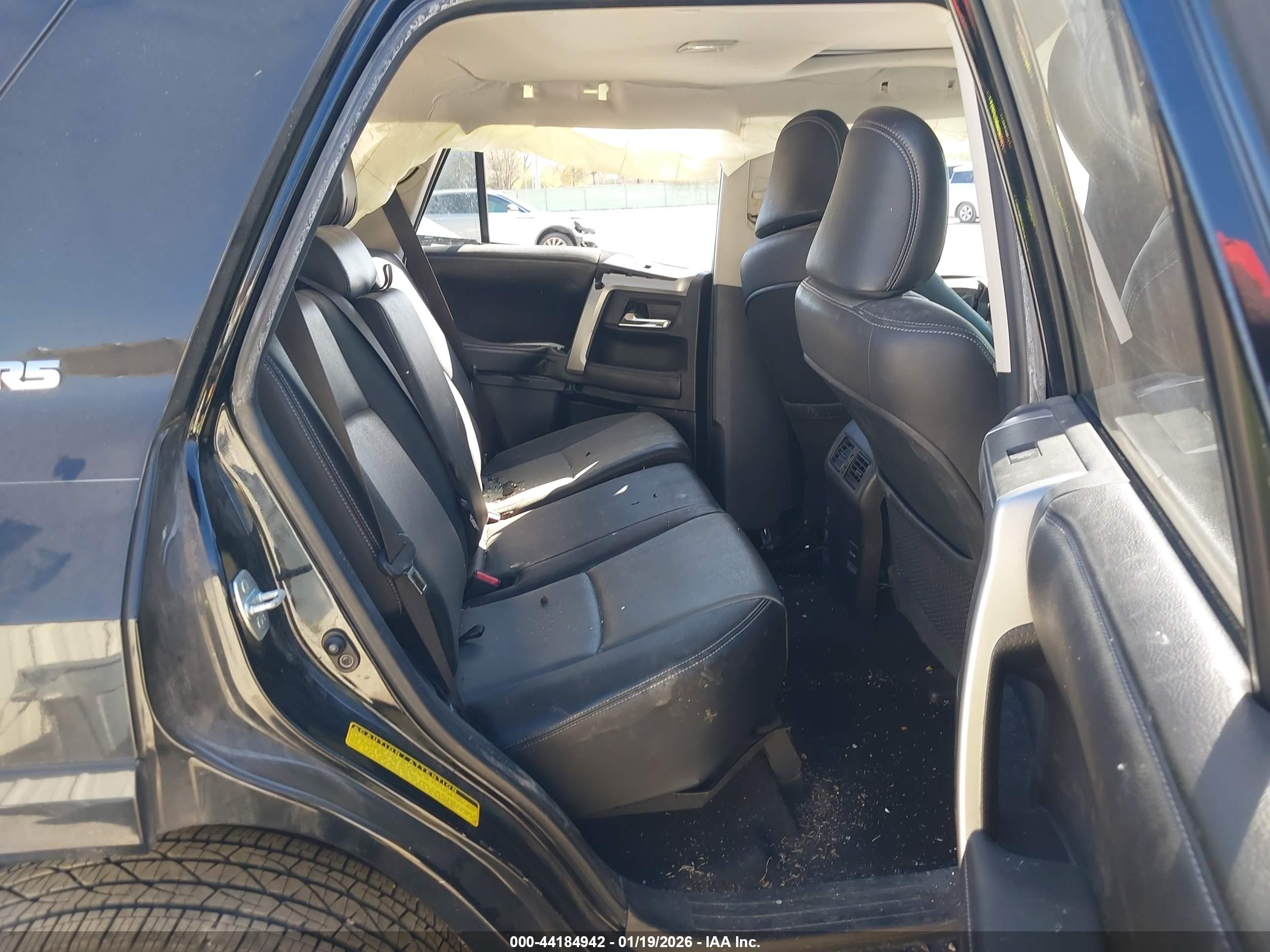 TOYOTA 4RUNNER image 8
