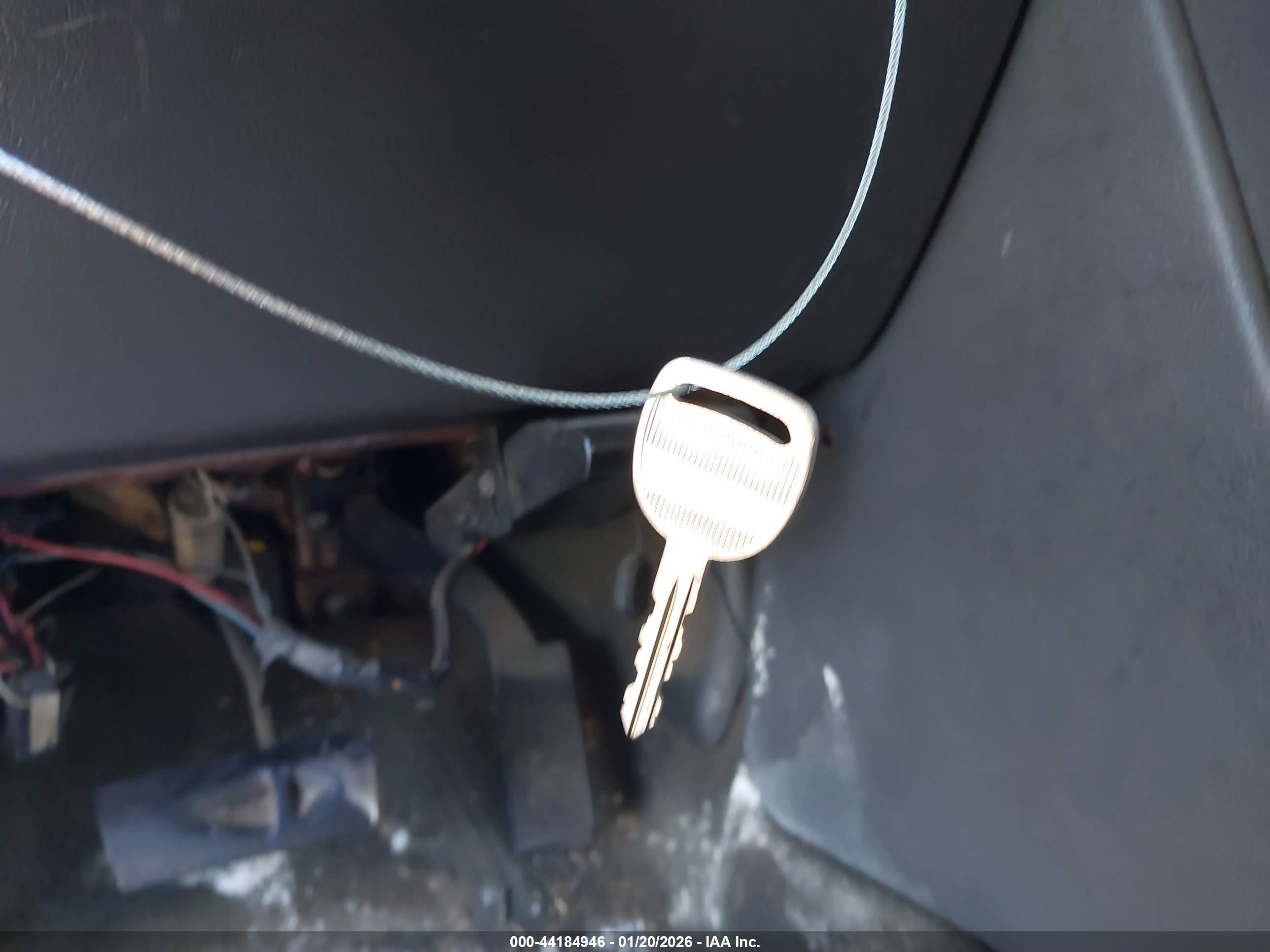 GMC SIERRA image 11
