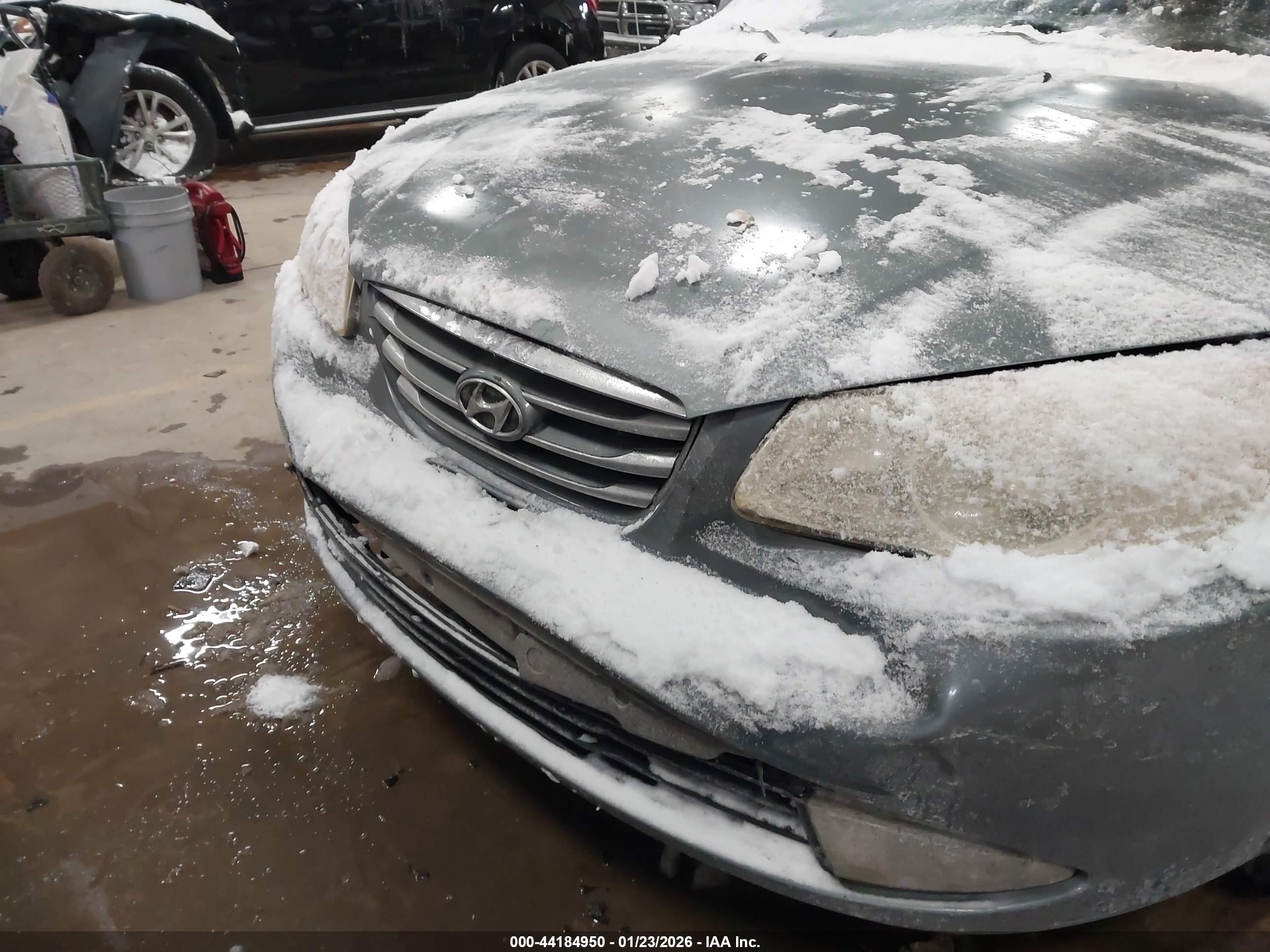 HYUNDAI ELANTRA image 6