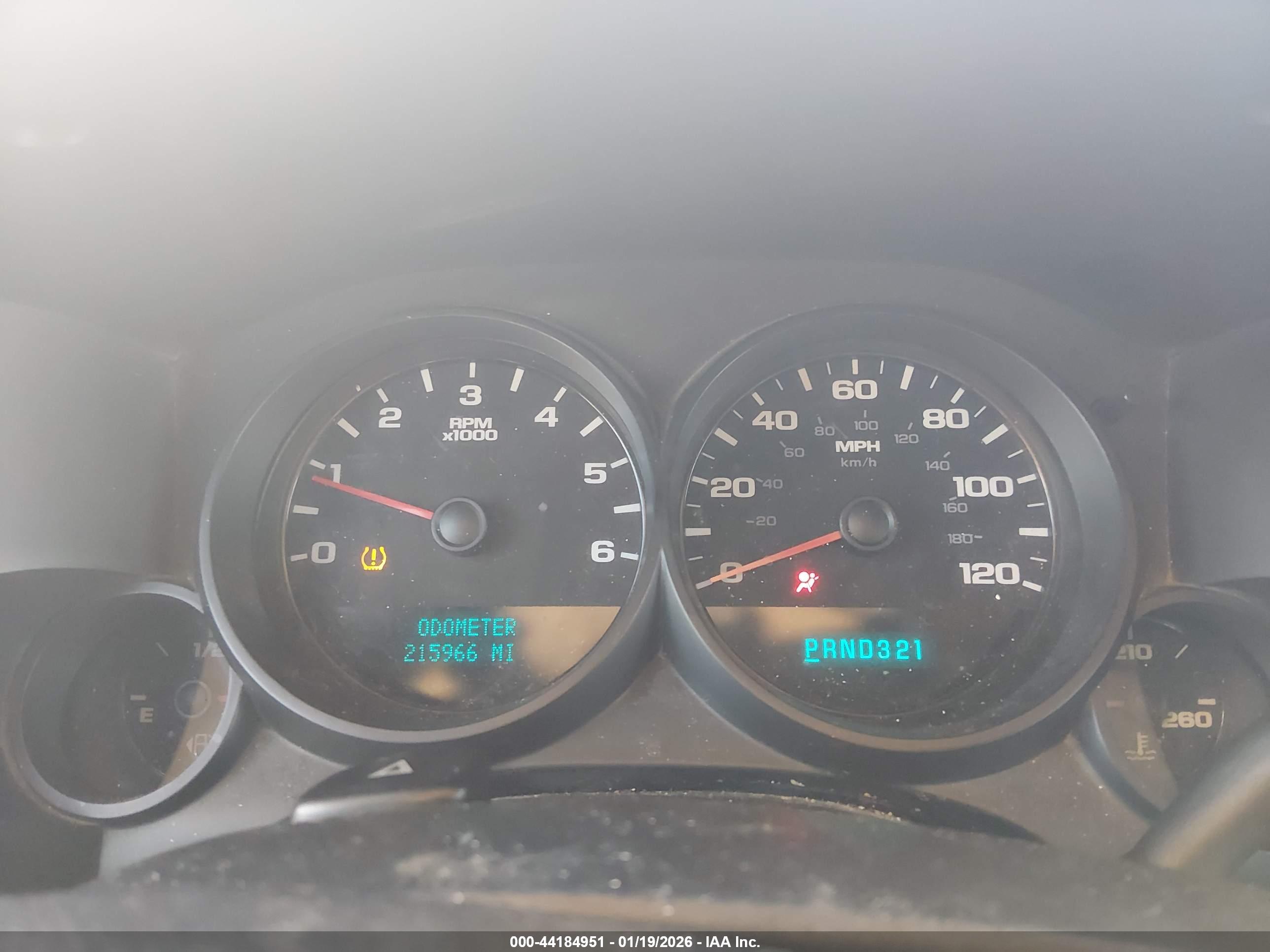 CHEVROLET SILVERADO image 7
