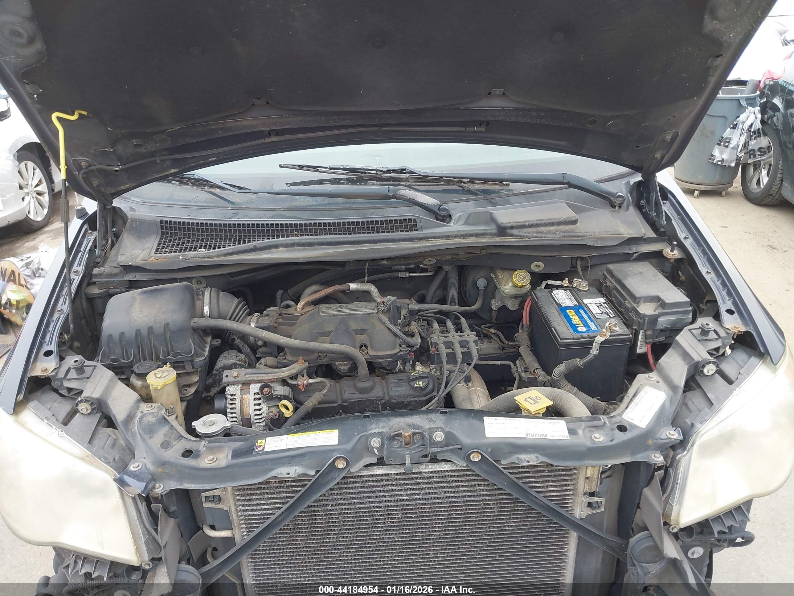 CHRYSLER TOWN image 10