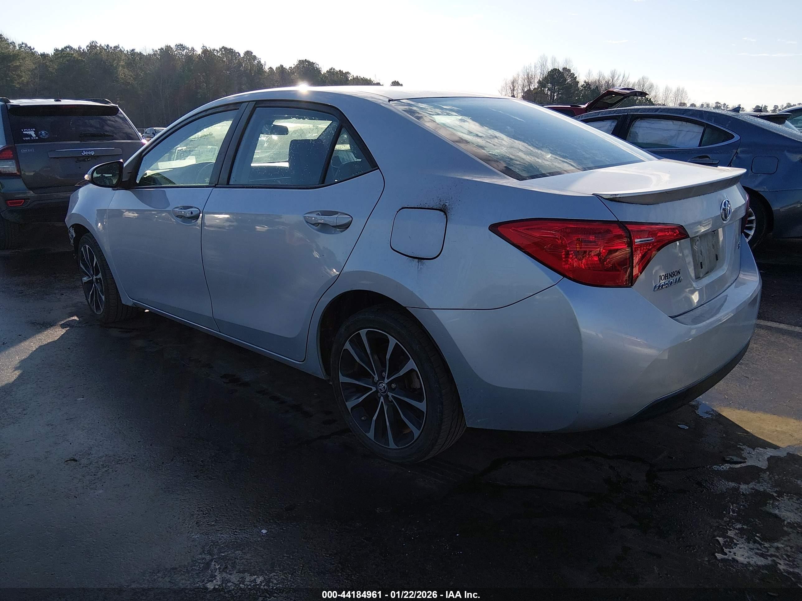 TOYOTA COROLLA image 3