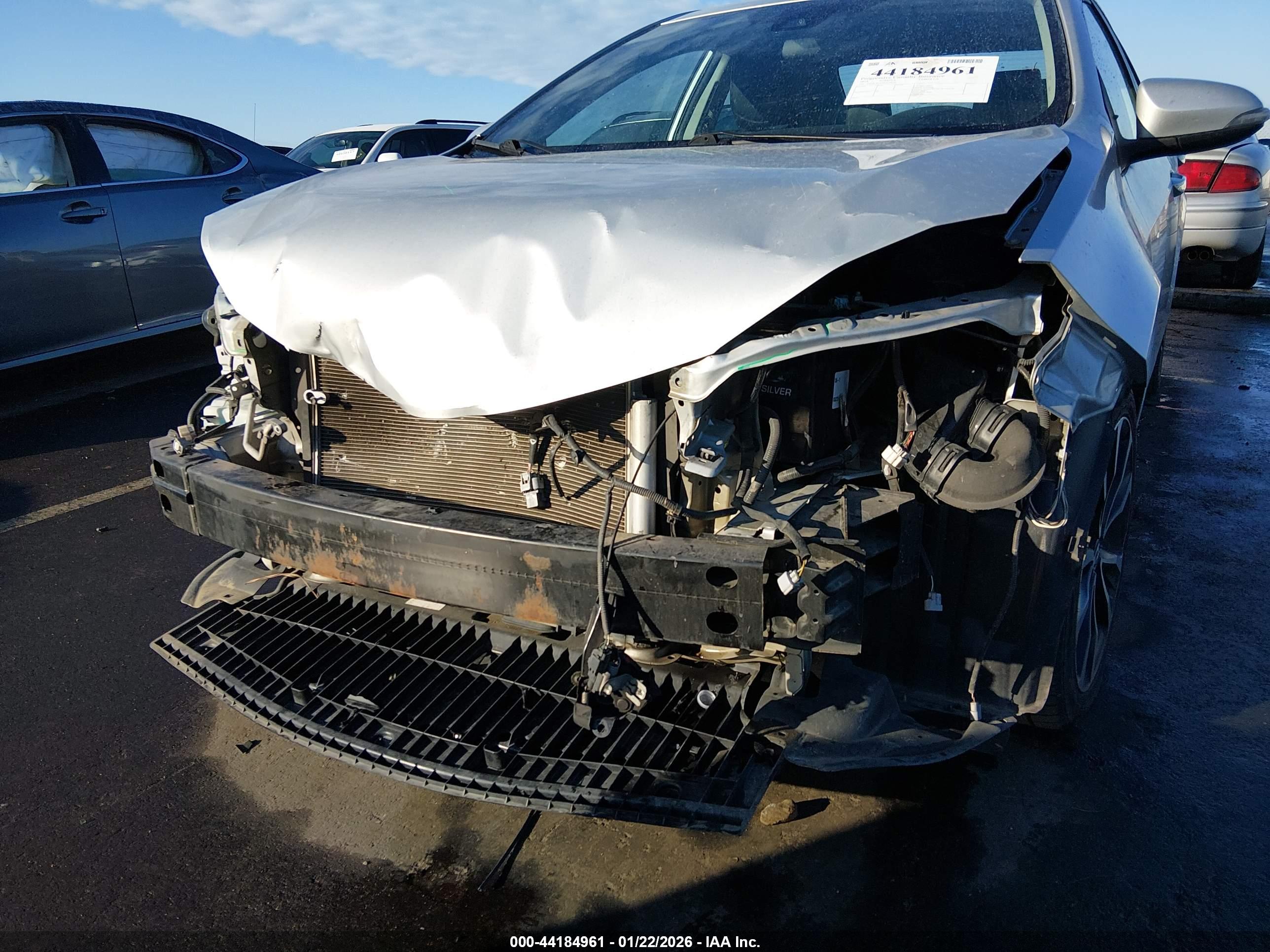 TOYOTA COROLLA image 6