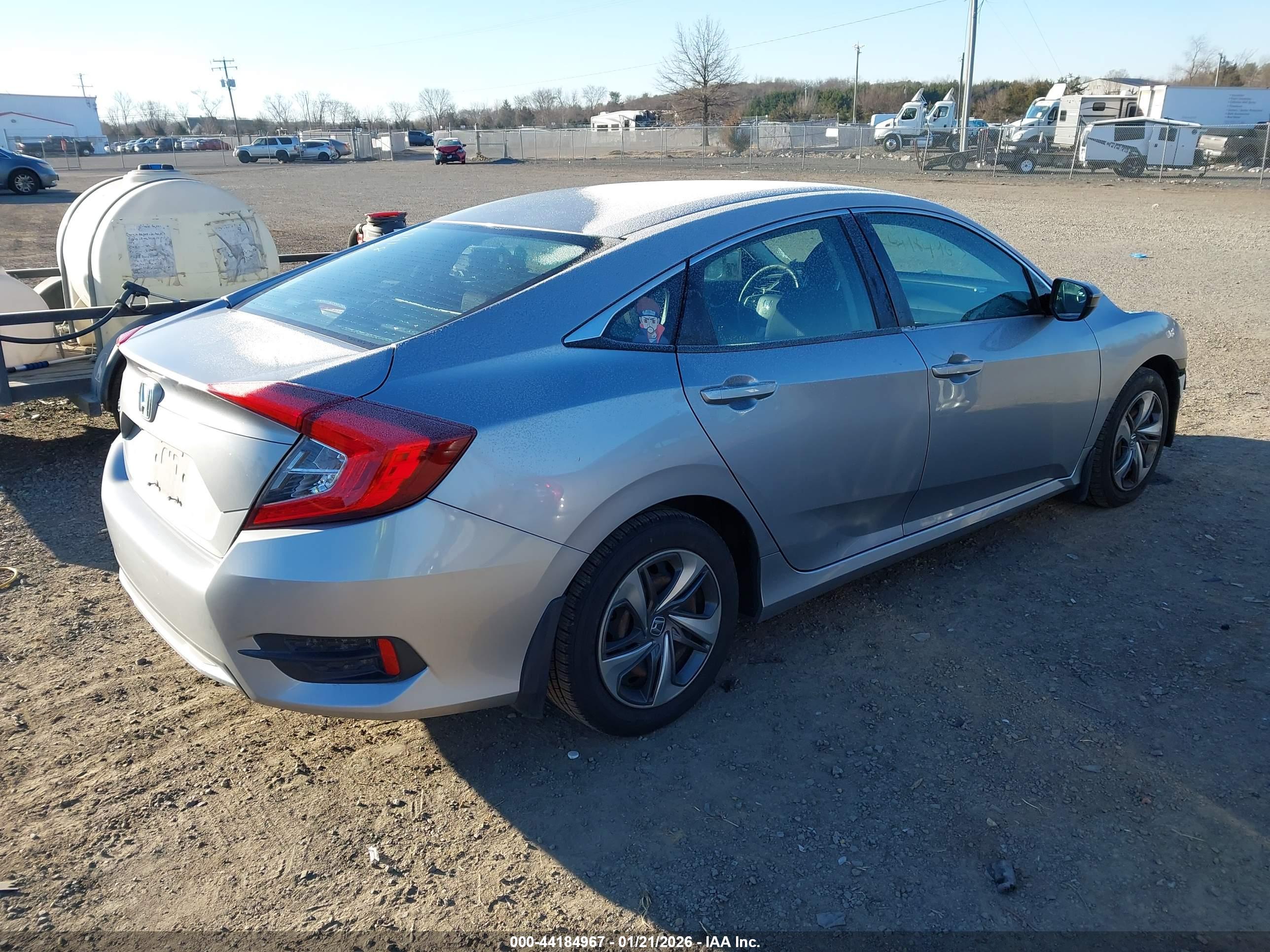 HONDA CIVIC image 4