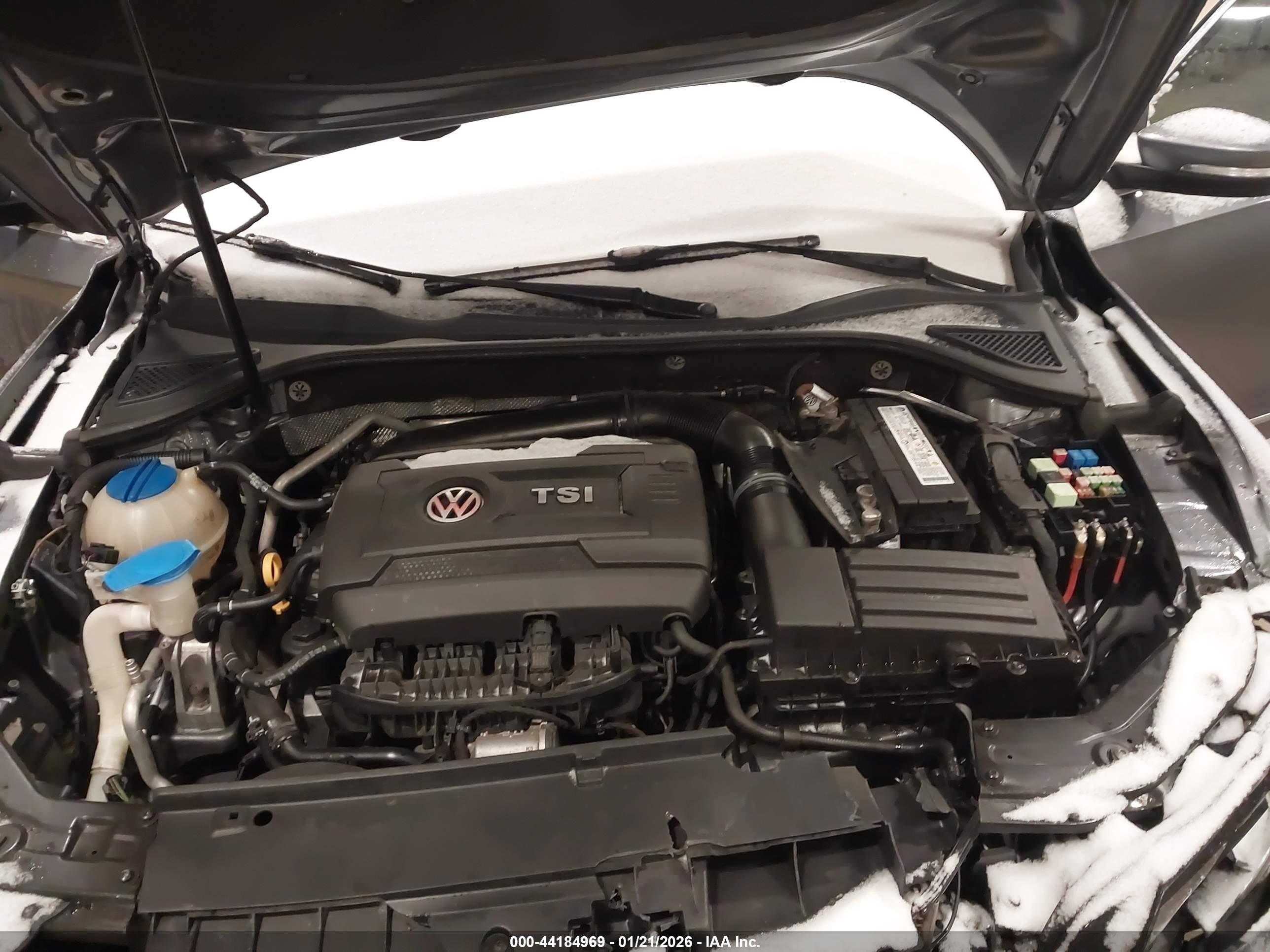 VOLKSWAGEN PASSAT image 10