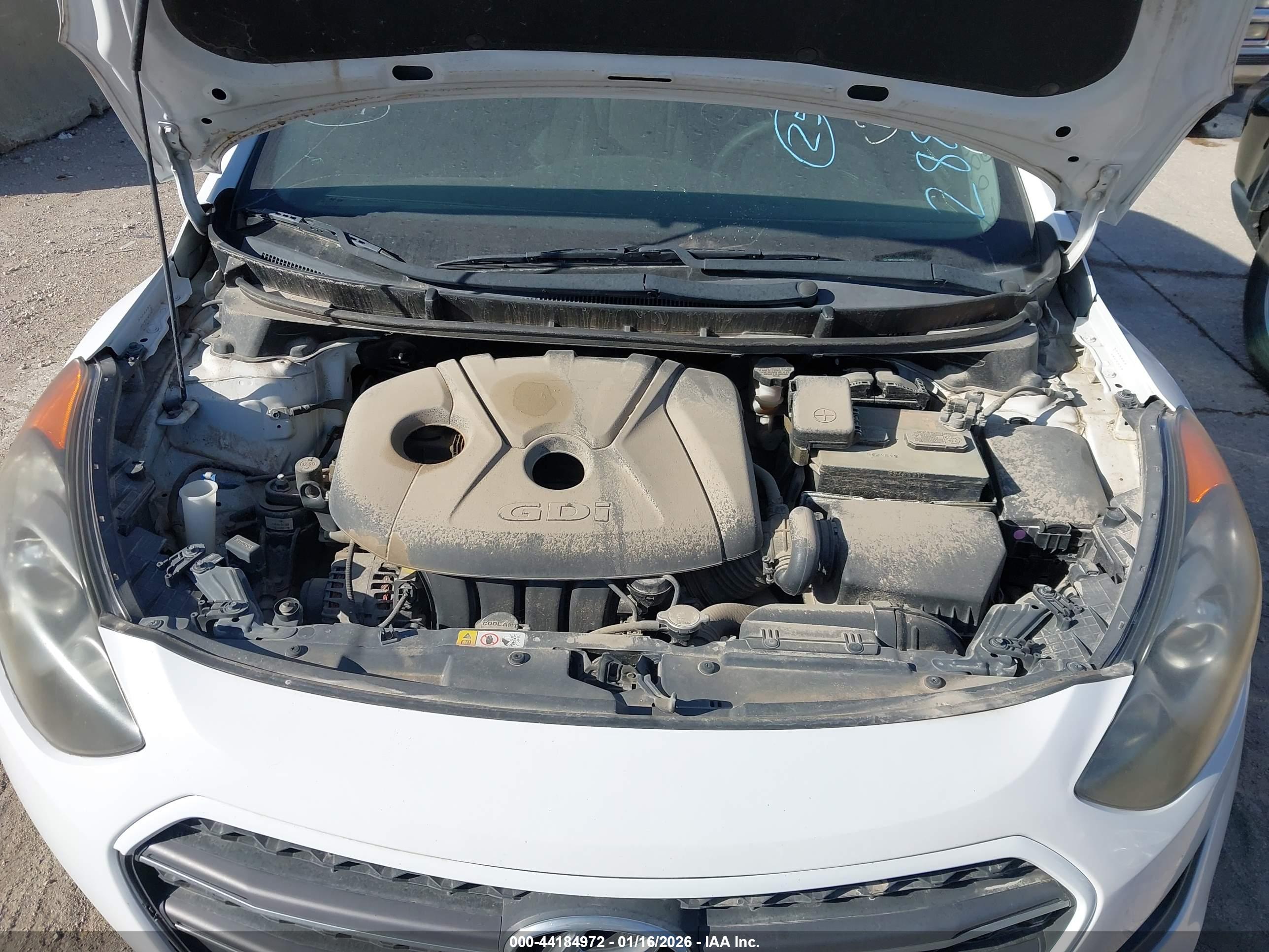 HYUNDAI ELANTRA image 10