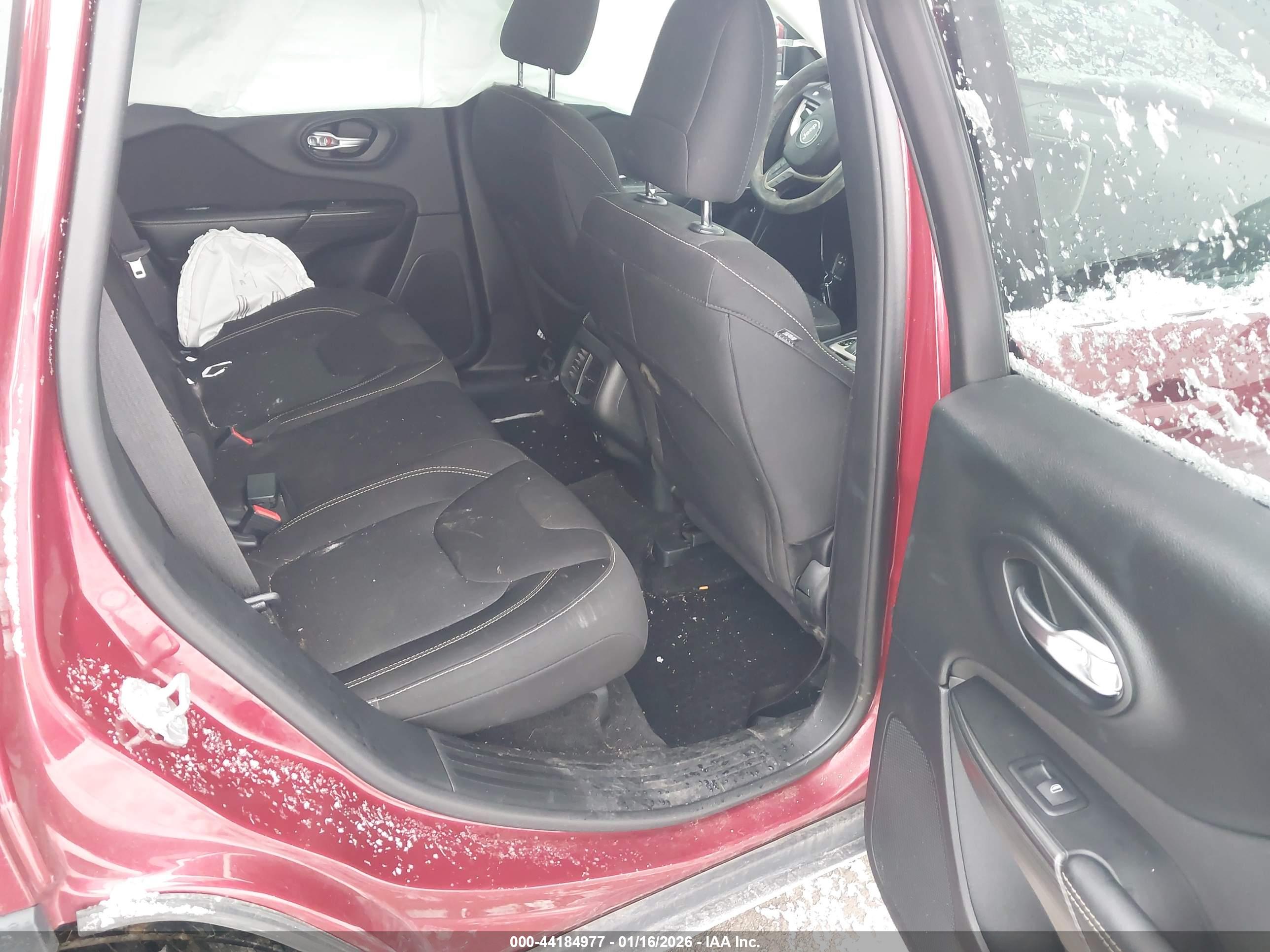 JEEP CHEROKEE image 8