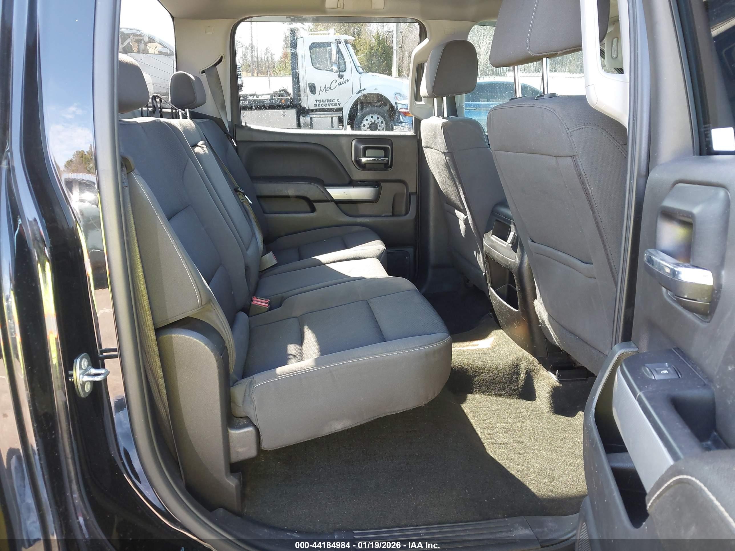 CHEVROLET SILVERADO image 8
