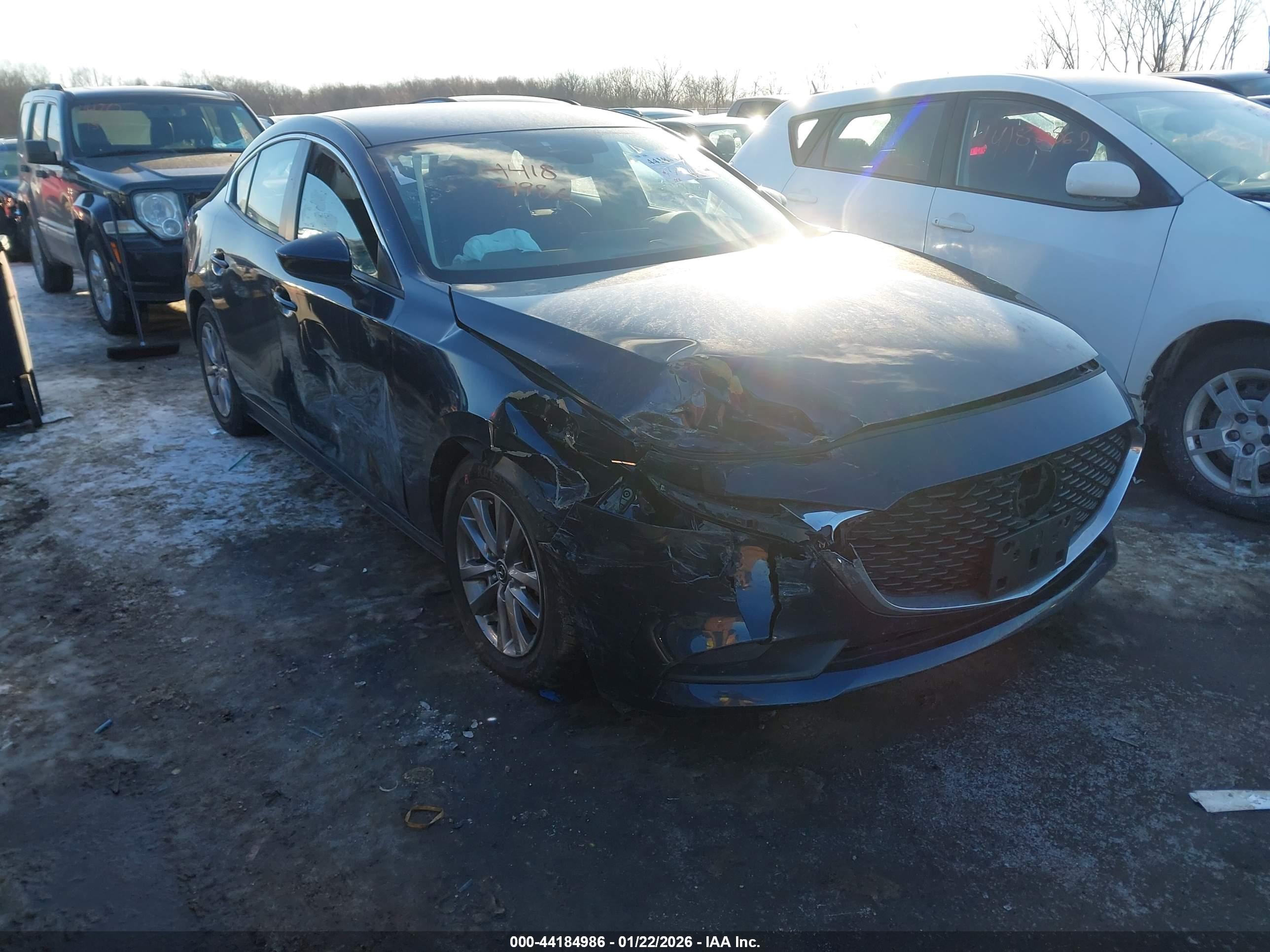 MAZDA MAZDA3 image 6