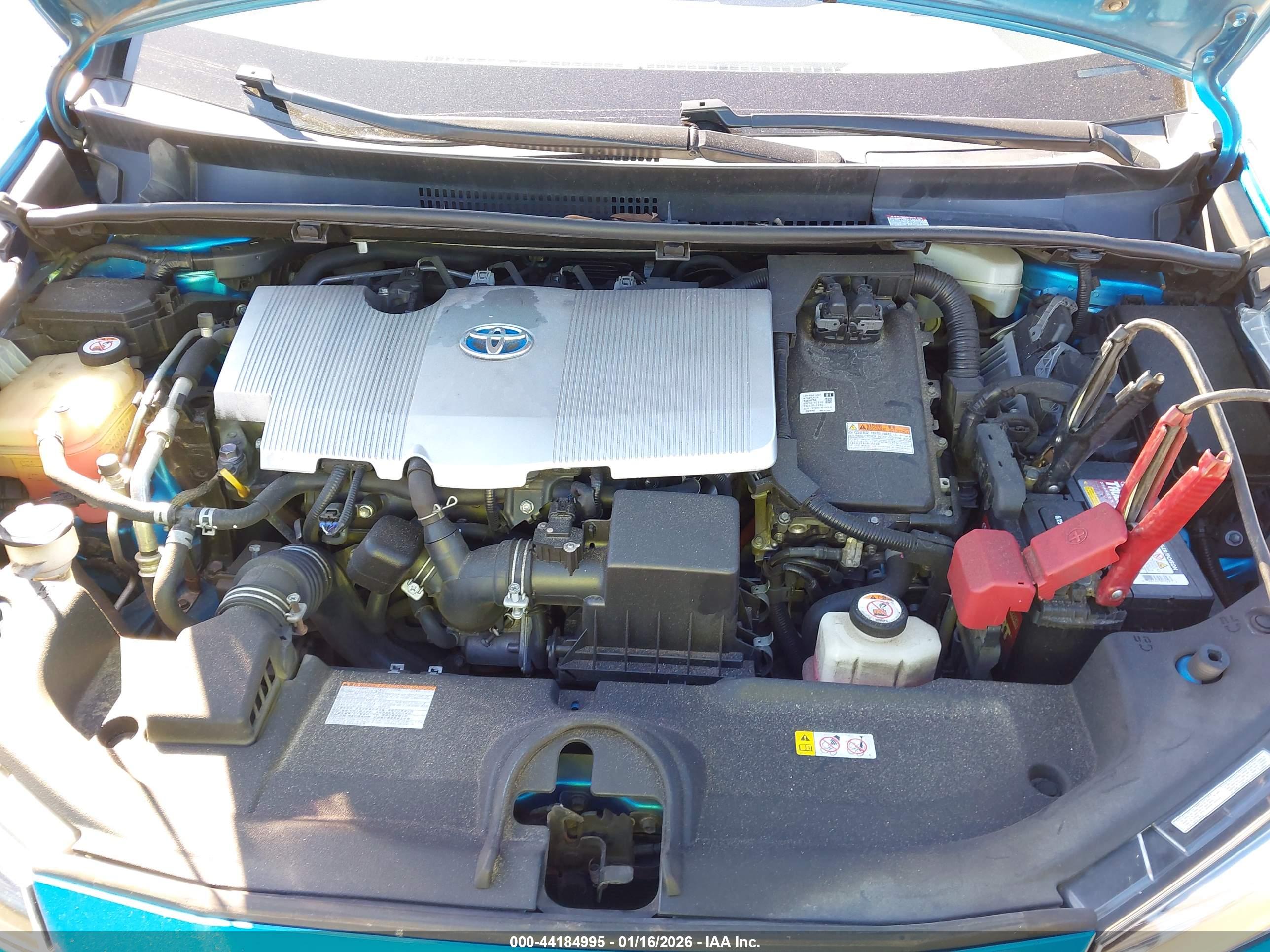 TOYOTA PRIUS image 10