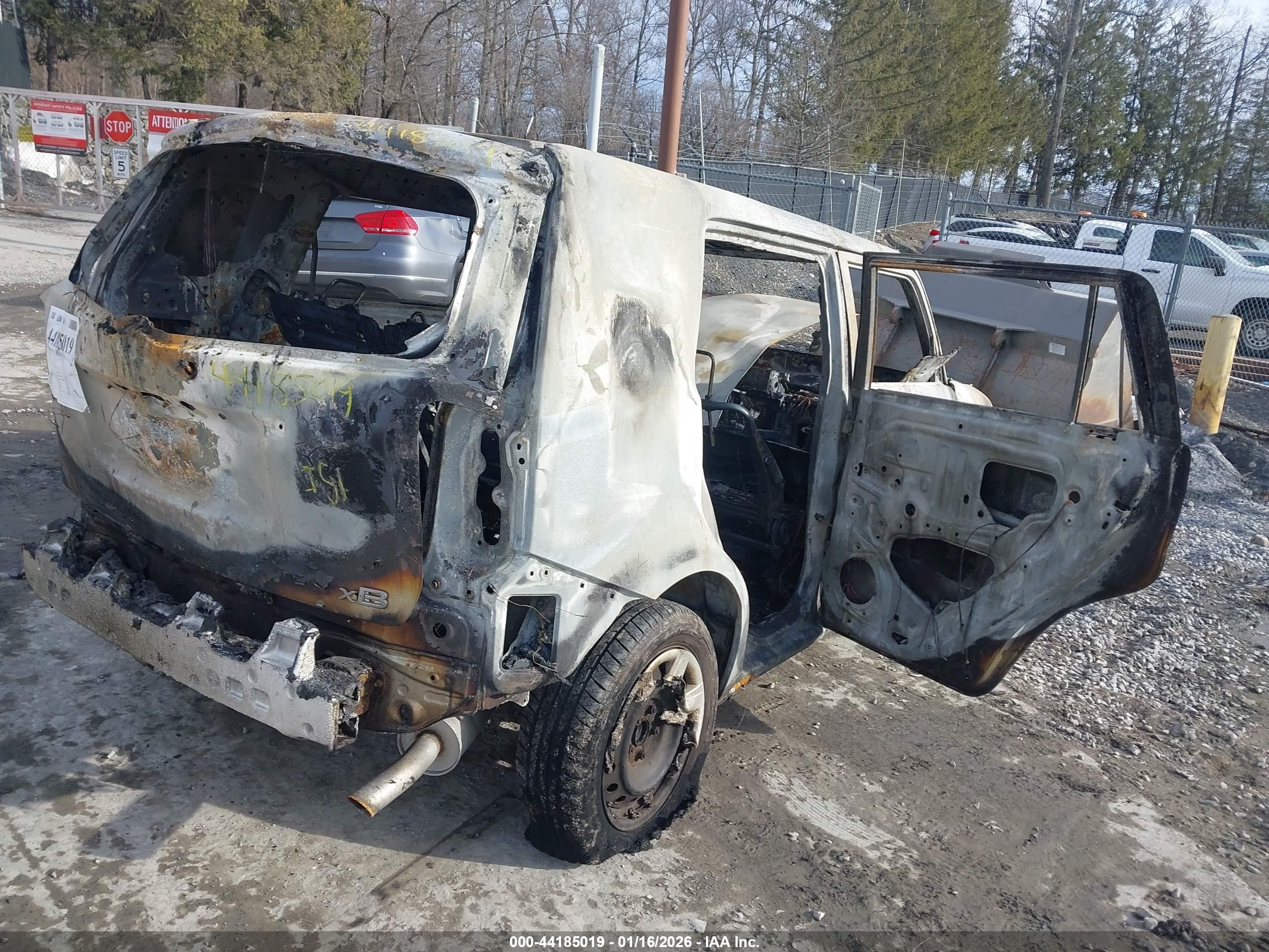 SCION XB image 4