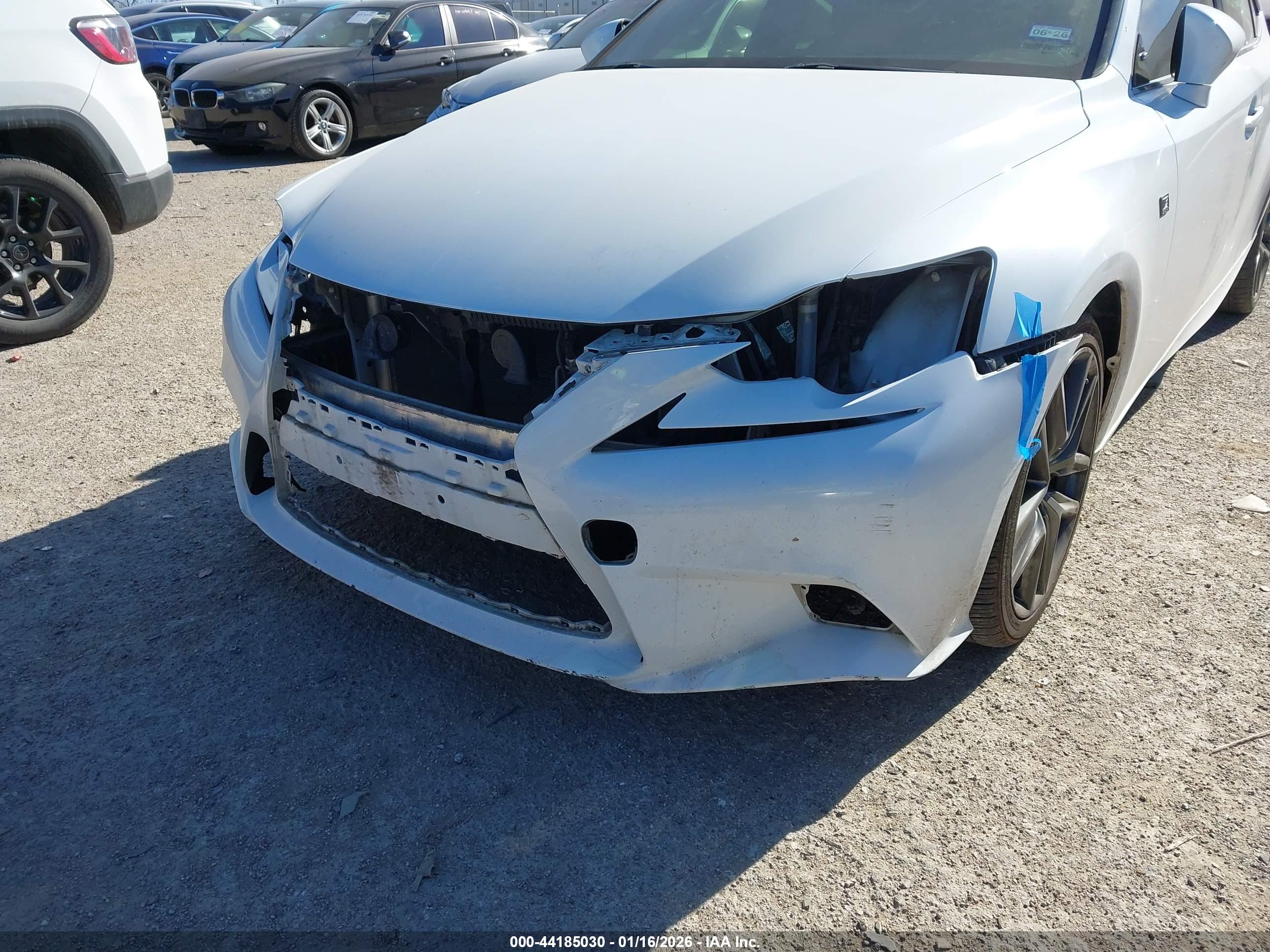 LEXUS IS image 6