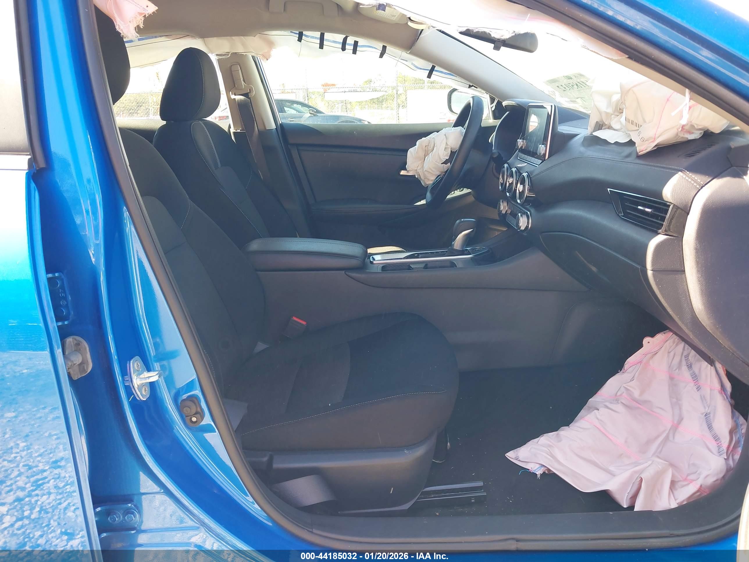 NISSAN SENTRA image 5