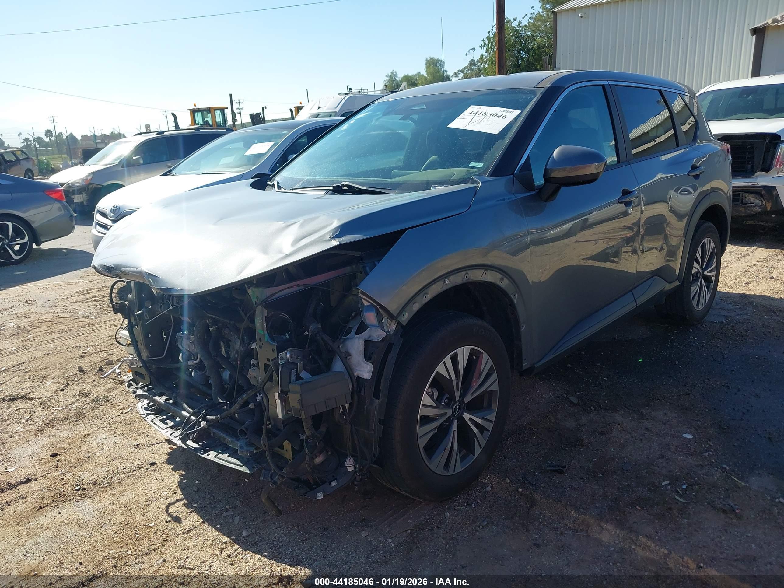 NISSAN ROGUE image 2