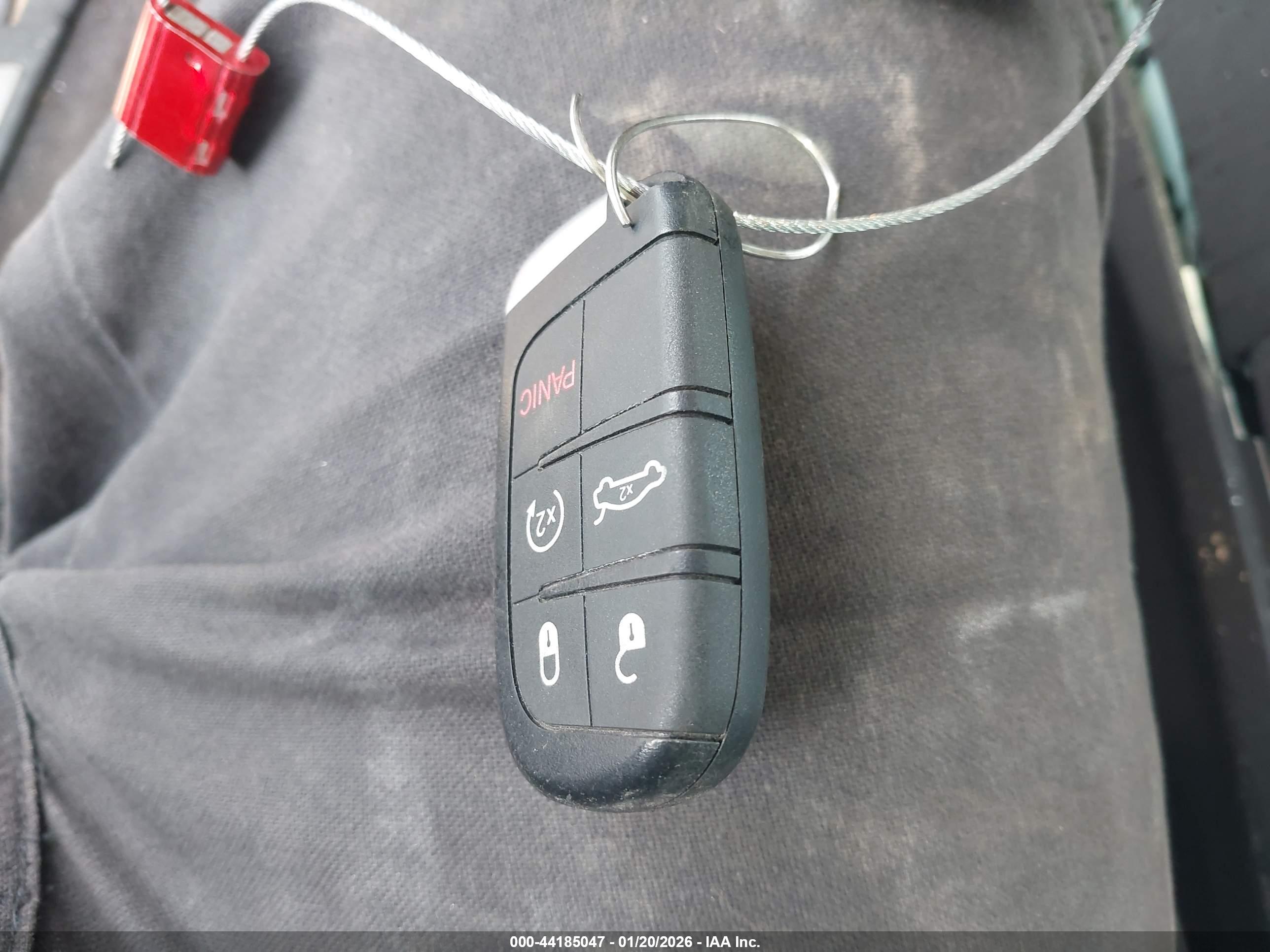 JEEP GRAND image 11