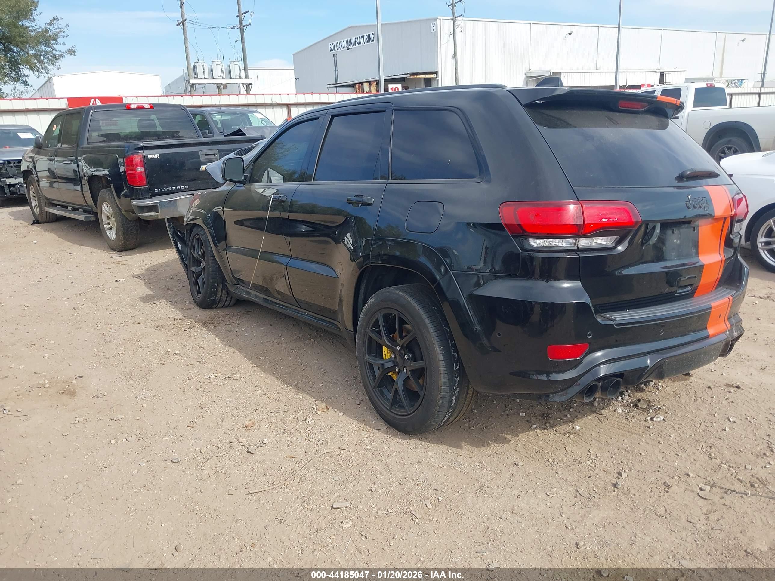 JEEP GRAND image 3
