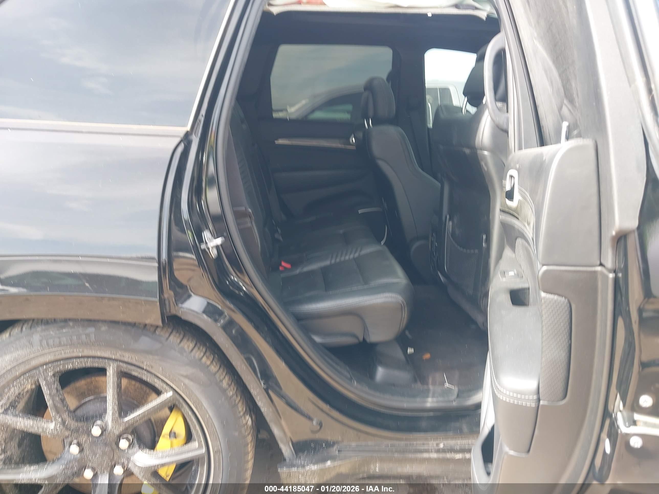JEEP GRAND image 8