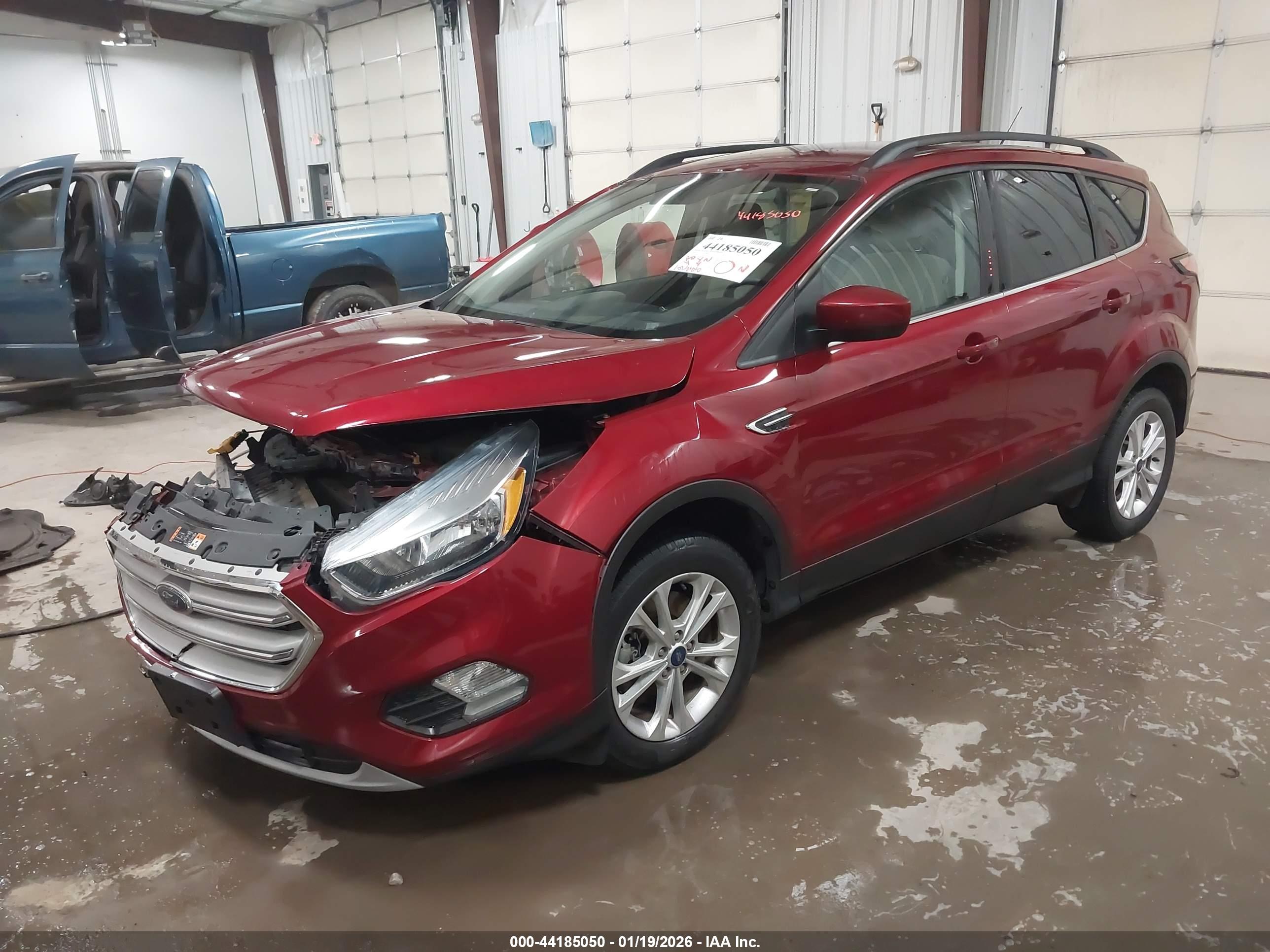 FORD ESCAPE image 2