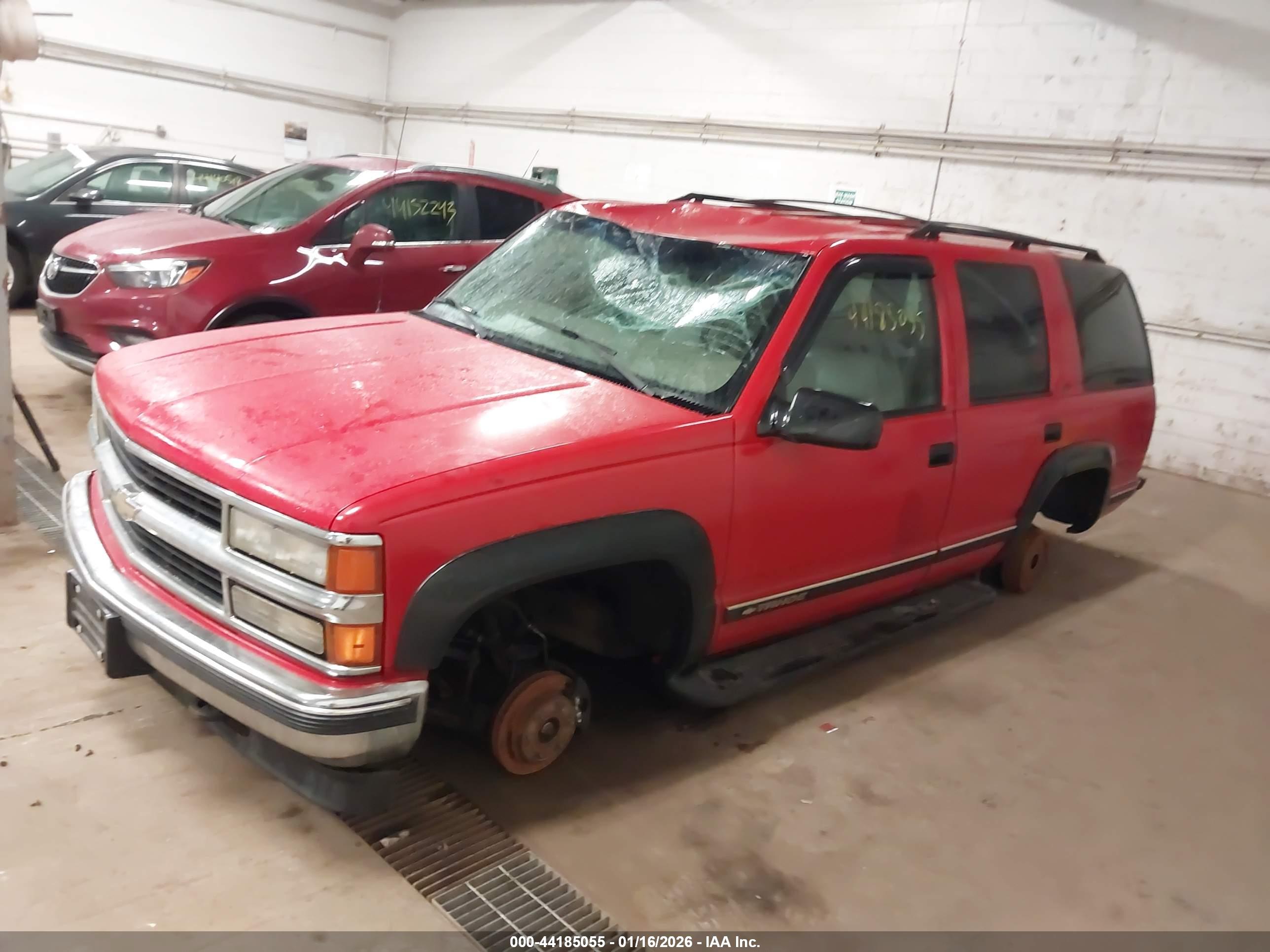 CHEVROLET TAHOE image 2