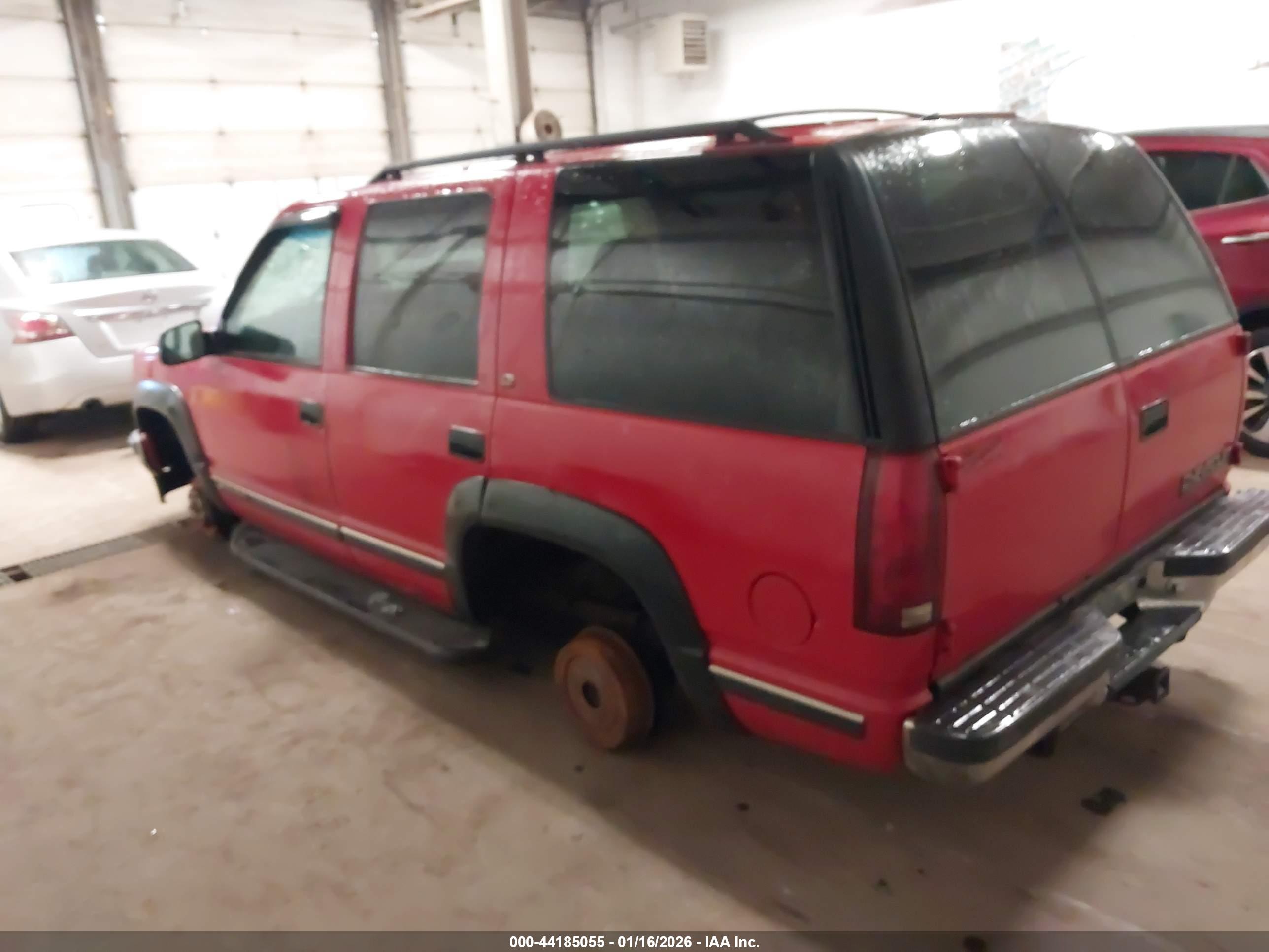 CHEVROLET TAHOE image 3